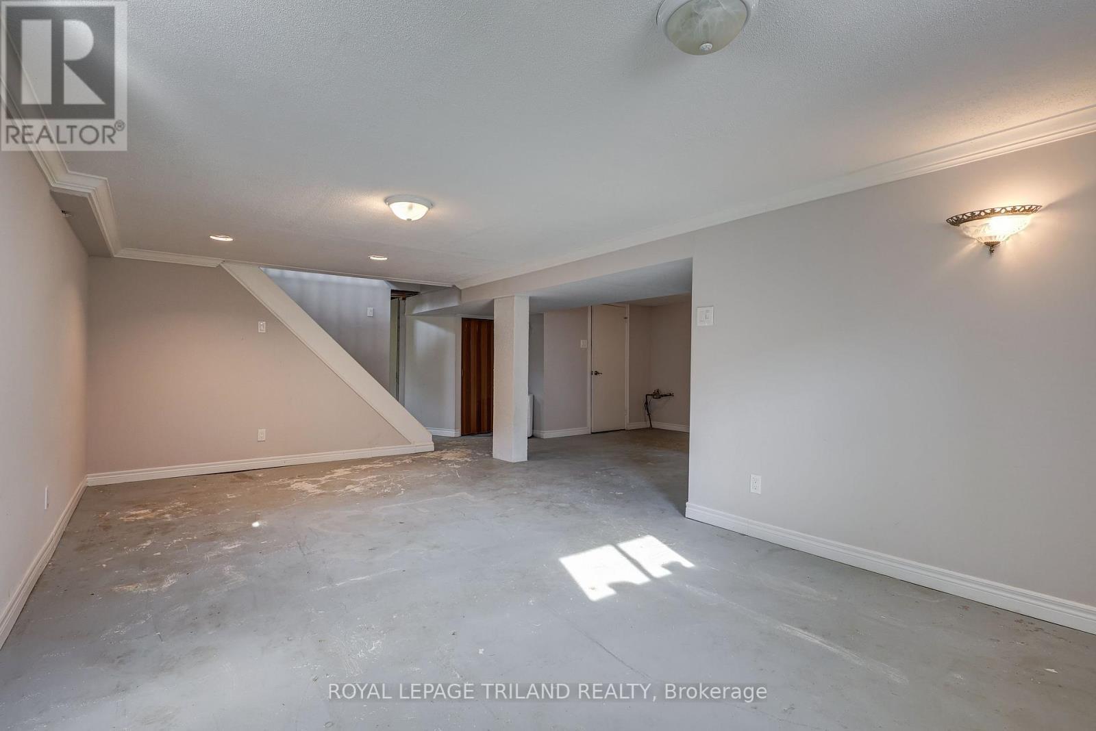












266 ALMA STREET

,
St. Thomas,




Ontario
N5P3B8

