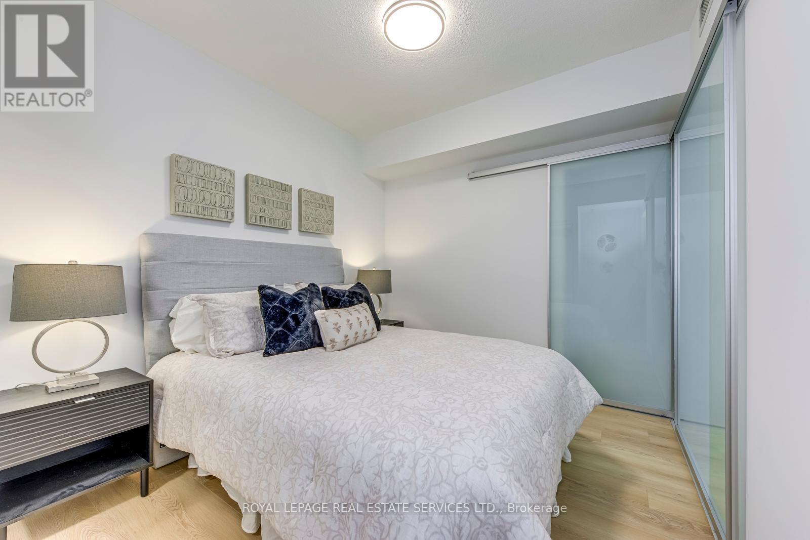 












1136 - 68 ABELL STREET

,
Toronto,




Ontario
M6J0B1

