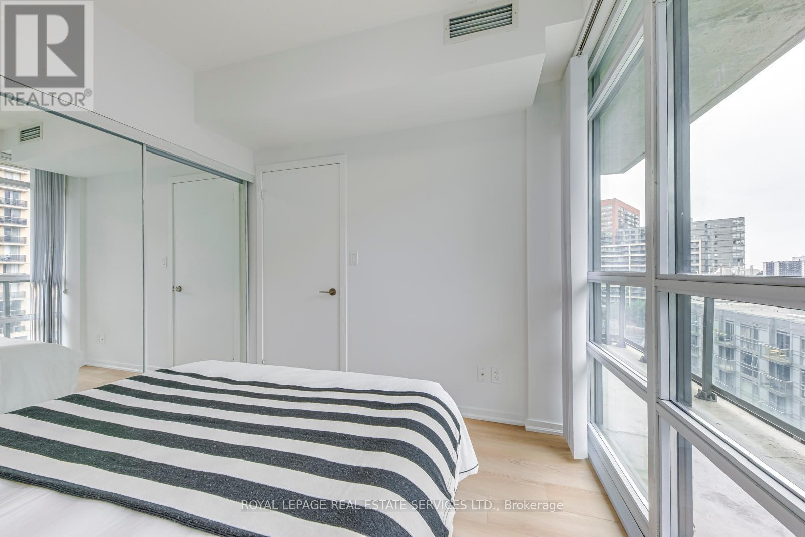 












1136 - 68 ABELL STREET

,
Toronto,




Ontario
M6J0B1

