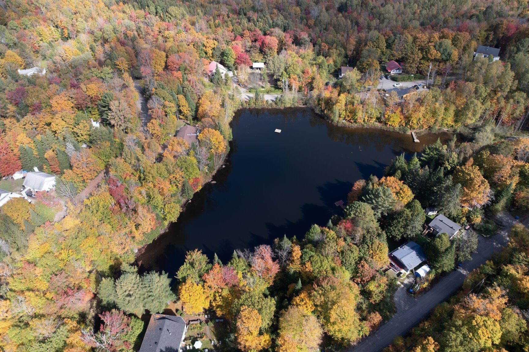 












465e Avenue

,
Saint-Hippolyte,







QC
J8A3E5

