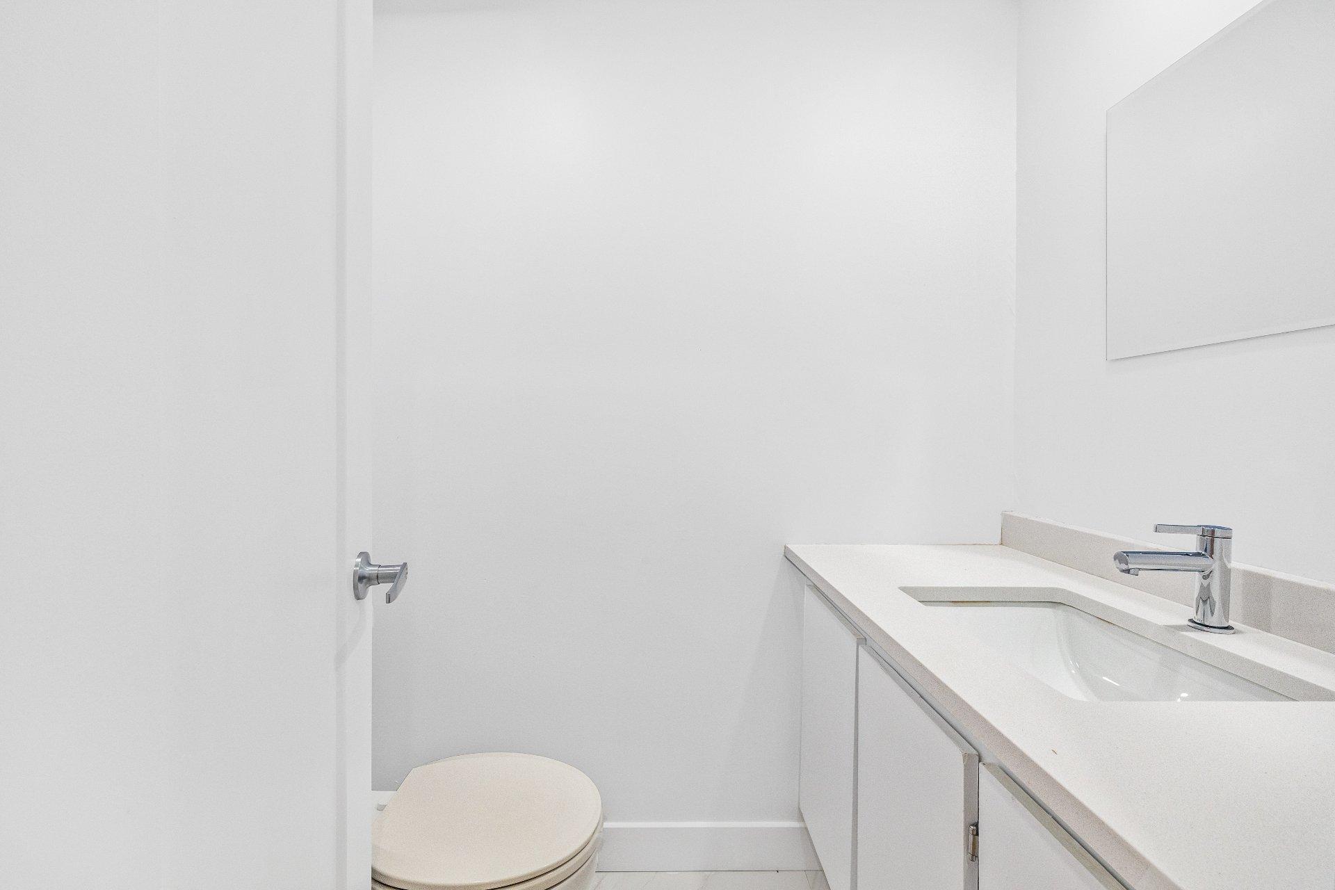 









44


Rue Dauphin

,
Dollard-des-Ormeaux,




QC
H9G1W3

