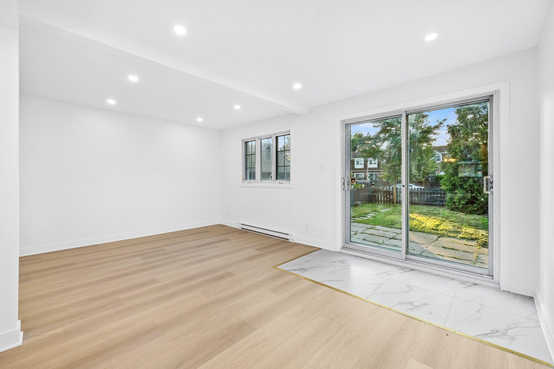 









44


Rue Dauphin

,
Dollard-des-Ormeaux,




QC
H9G1W3

