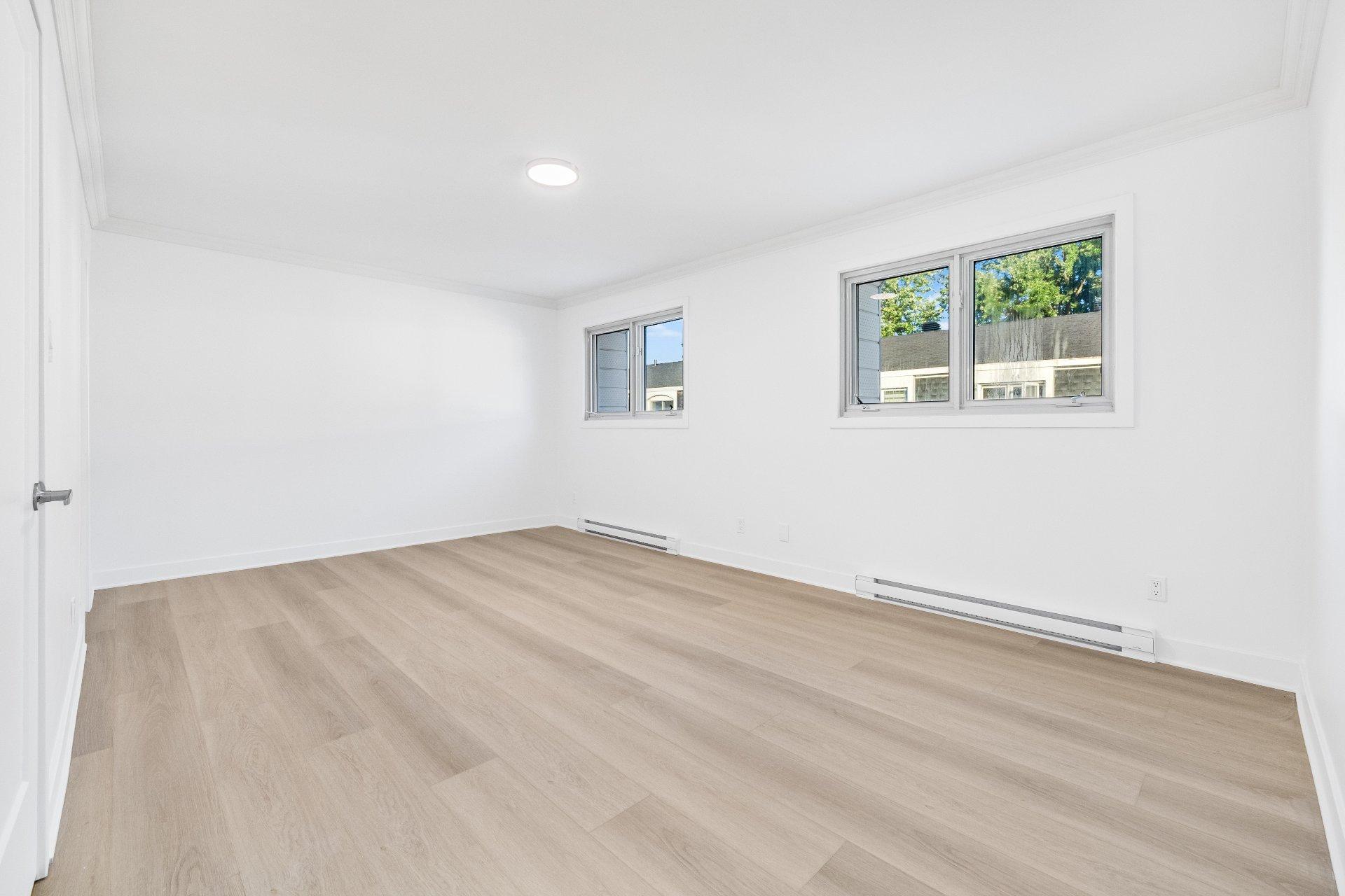 









44


Rue Dauphin

,
Dollard-des-Ormeaux,




QC
H9G1W3

