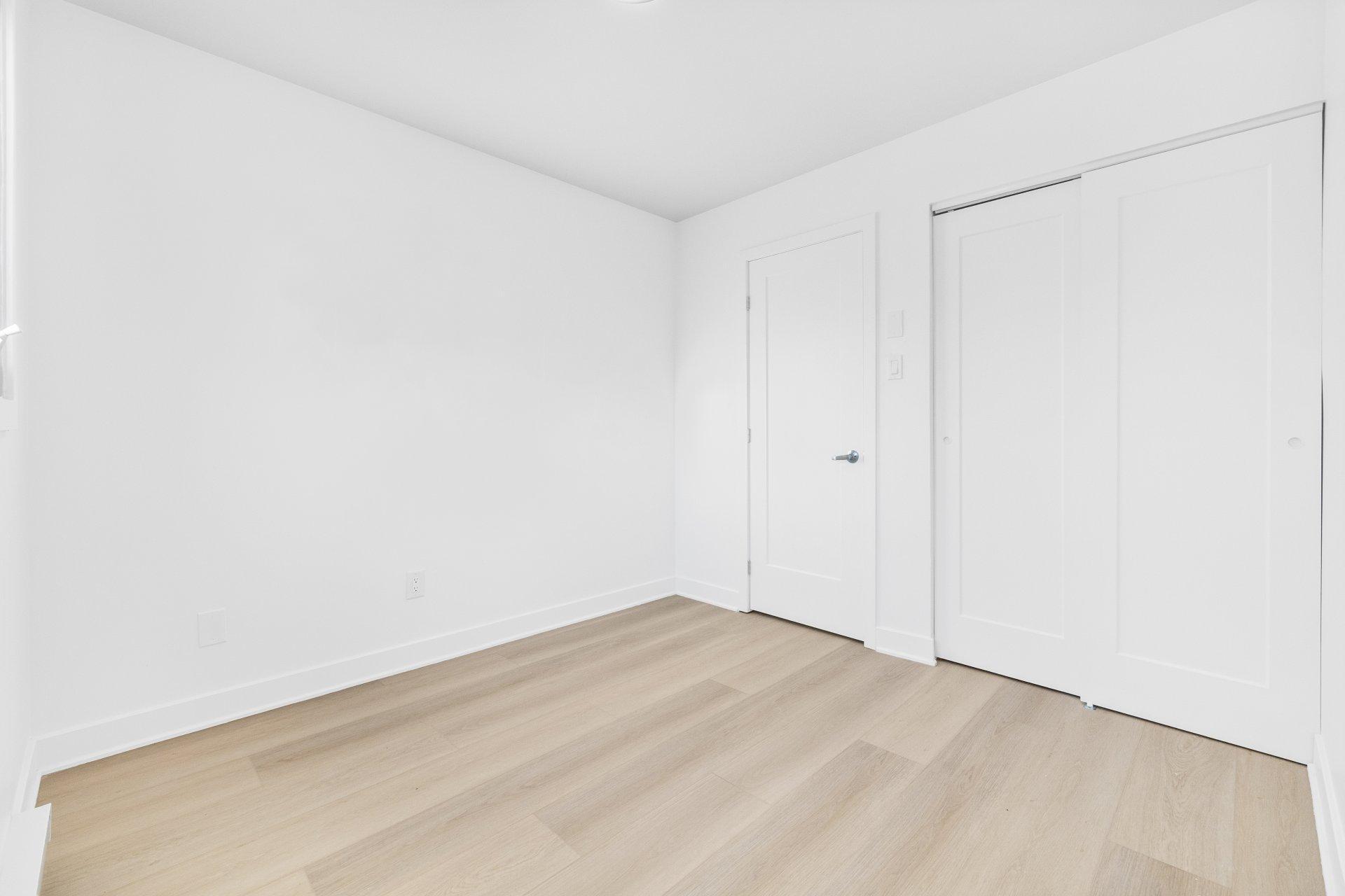 









44


Rue Dauphin

,
Dollard-des-Ormeaux,




QC
H9G1W3

