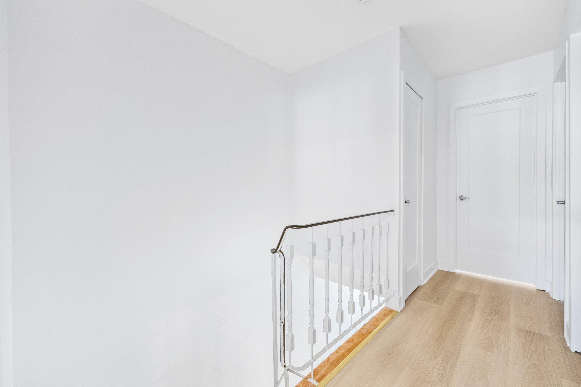 









44


Rue Dauphin

,
Dollard-des-Ormeaux,




QC
H9G1W3

