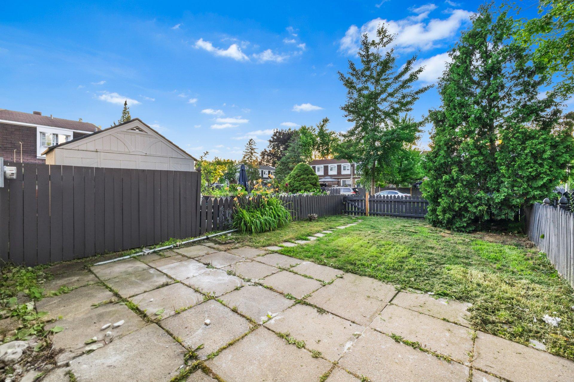 









44


Rue Dauphin

,
Dollard-des-Ormeaux,




QC
H9G1W3


