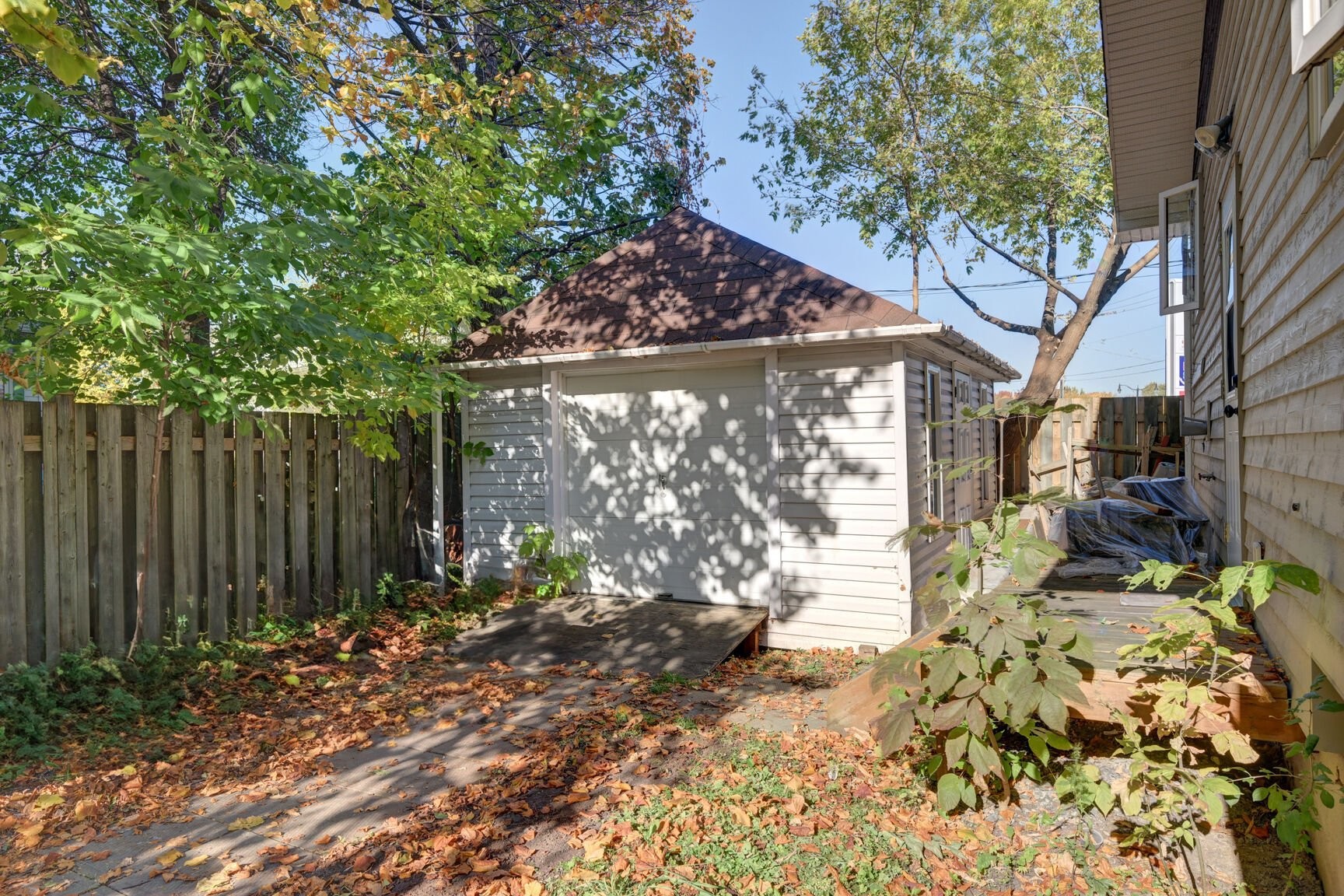 









198


Rue St-Louis

,
Saint-Eustache,




QC
J7R1Y3

