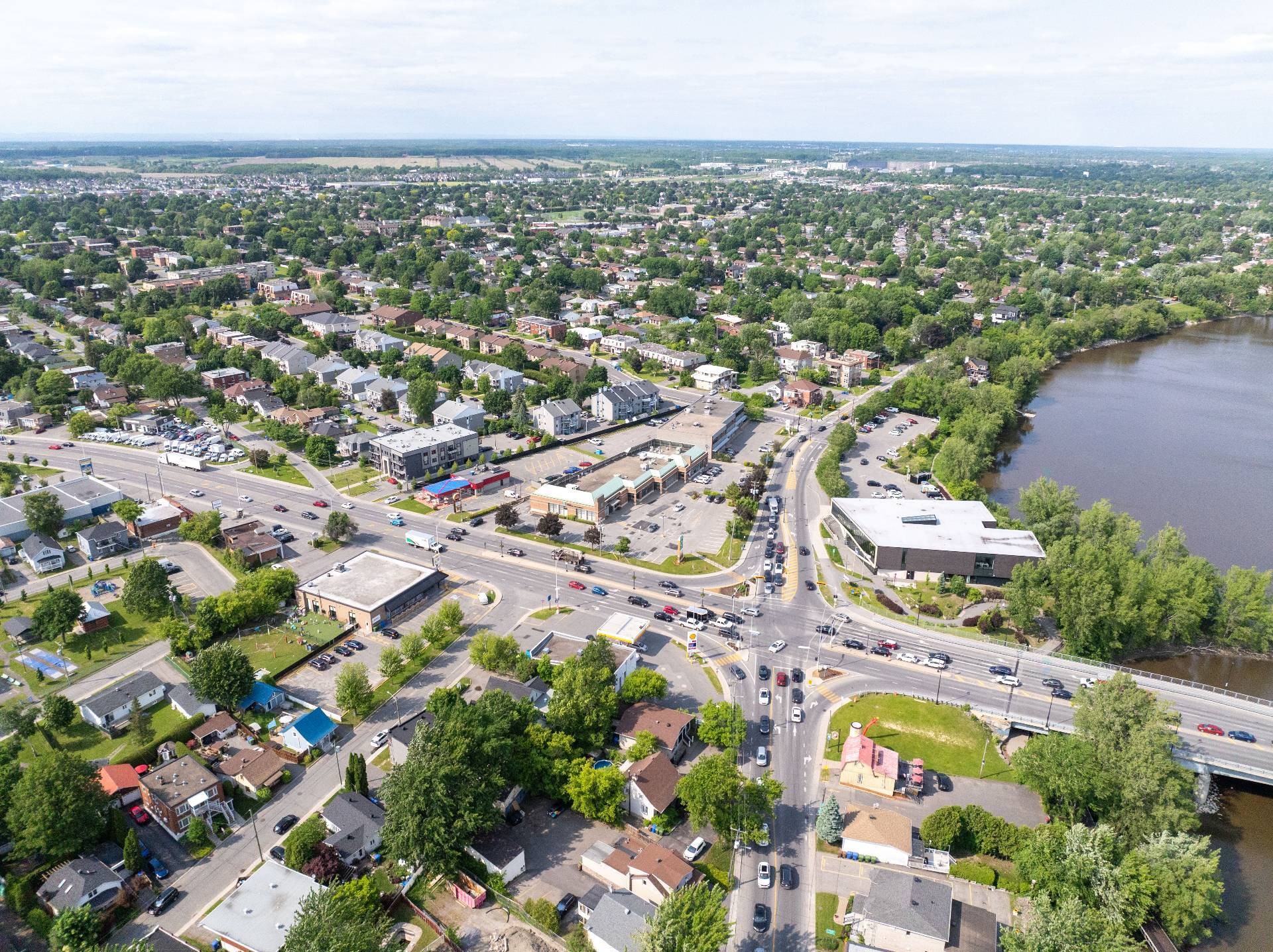 









198


Rue St-Louis

,
Saint-Eustache,




QC
J7R1Y3

