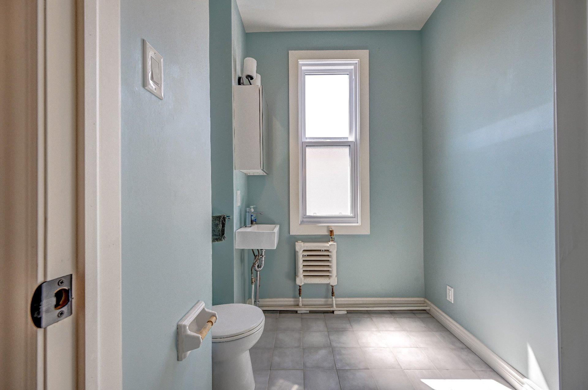 









69


Rue Blainville O.

,
Sainte-Thérèse,




QC
J7E1X5

