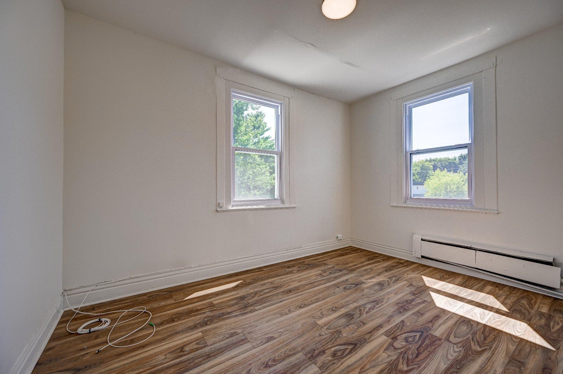 









69


Rue Blainville O.

,
Sainte-Thérèse,




QC
J7E1X5


