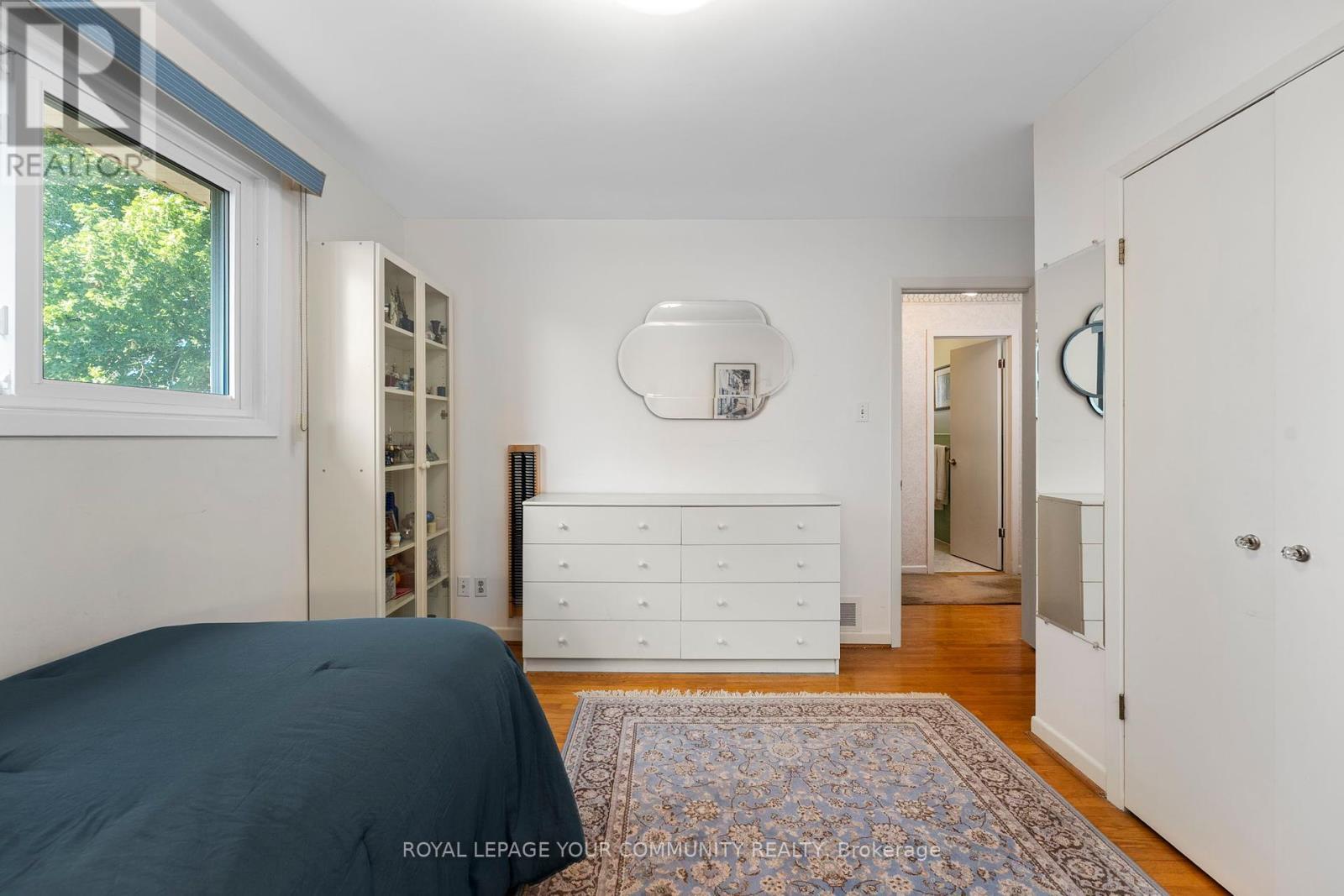 












37 BOARHILL DRIVE

,
Toronto,




Ontario
M1S2L9

