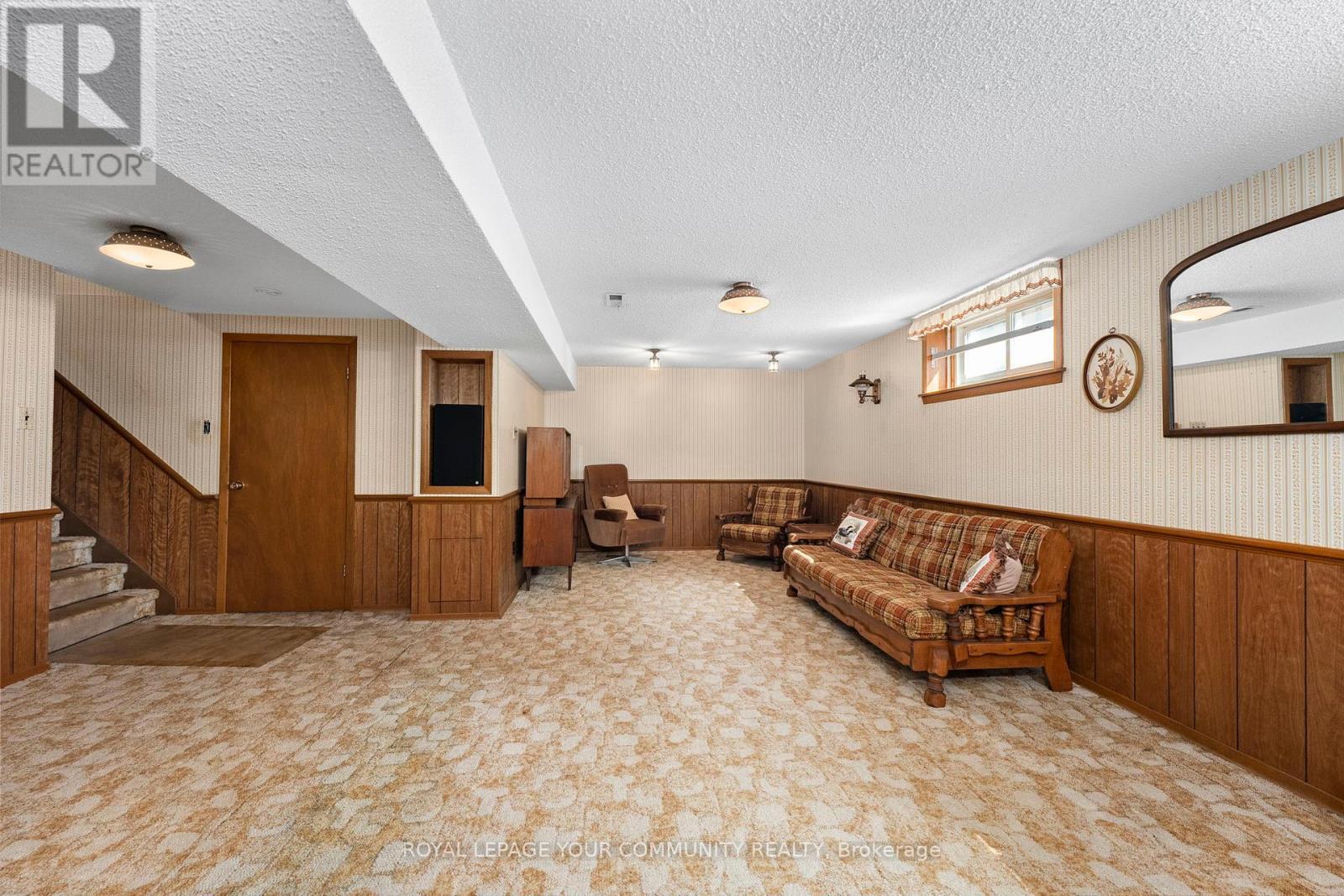 












37 BOARHILL DRIVE

,
Toronto,




Ontario
M1S2L9

