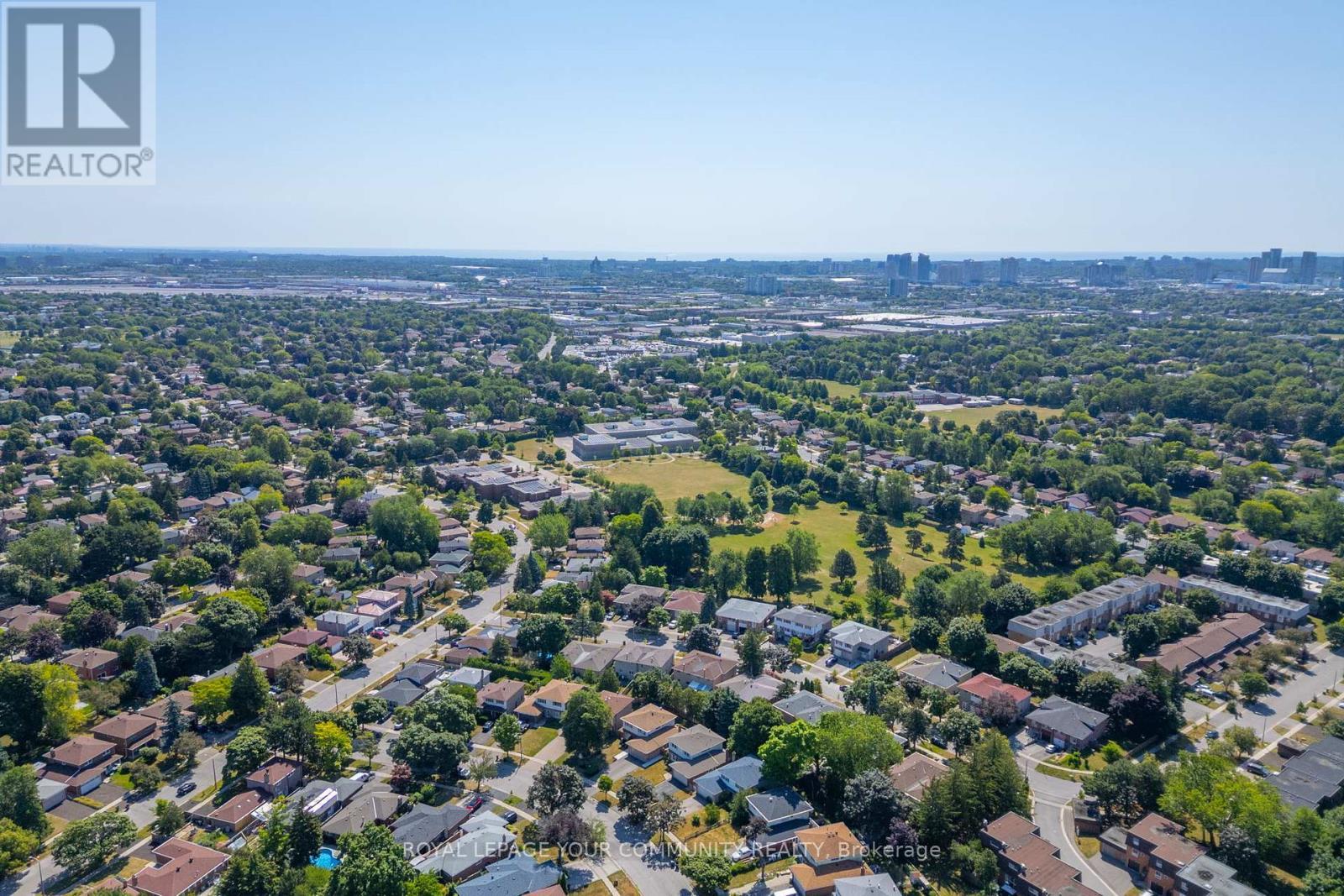 












37 BOARHILL DRIVE

,
Toronto,




Ontario
M1S2L9

