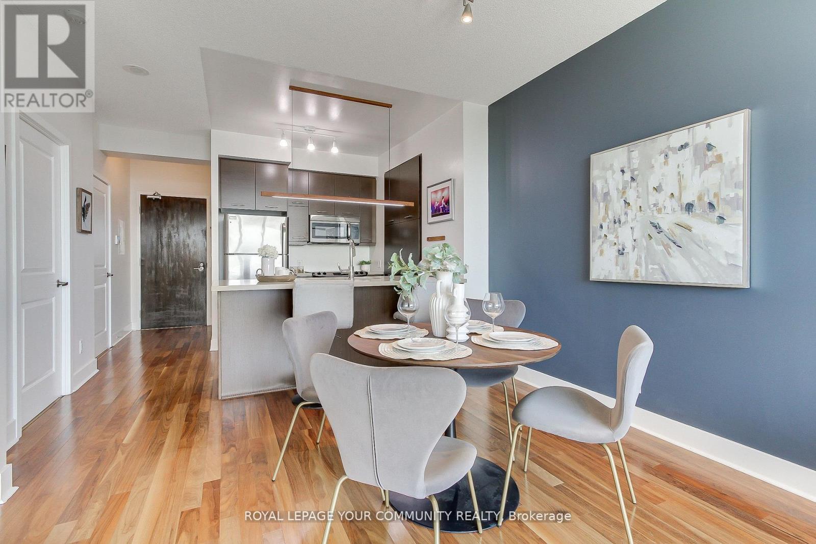 












PH 10 - 26 NORTON AVENUE

,
Toronto,




Ontario
M2N0H6

