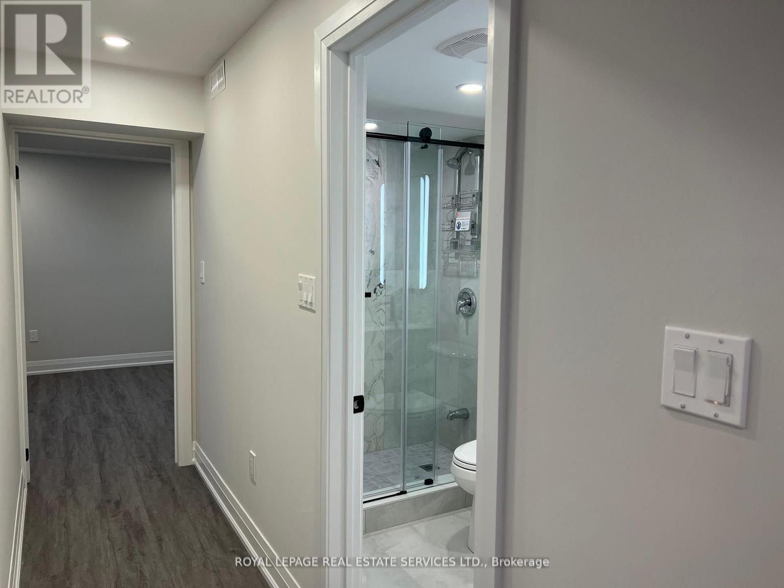 












506 KENNEDY CIRCLE W

,
Milton,




Ontario
L9E1R1

