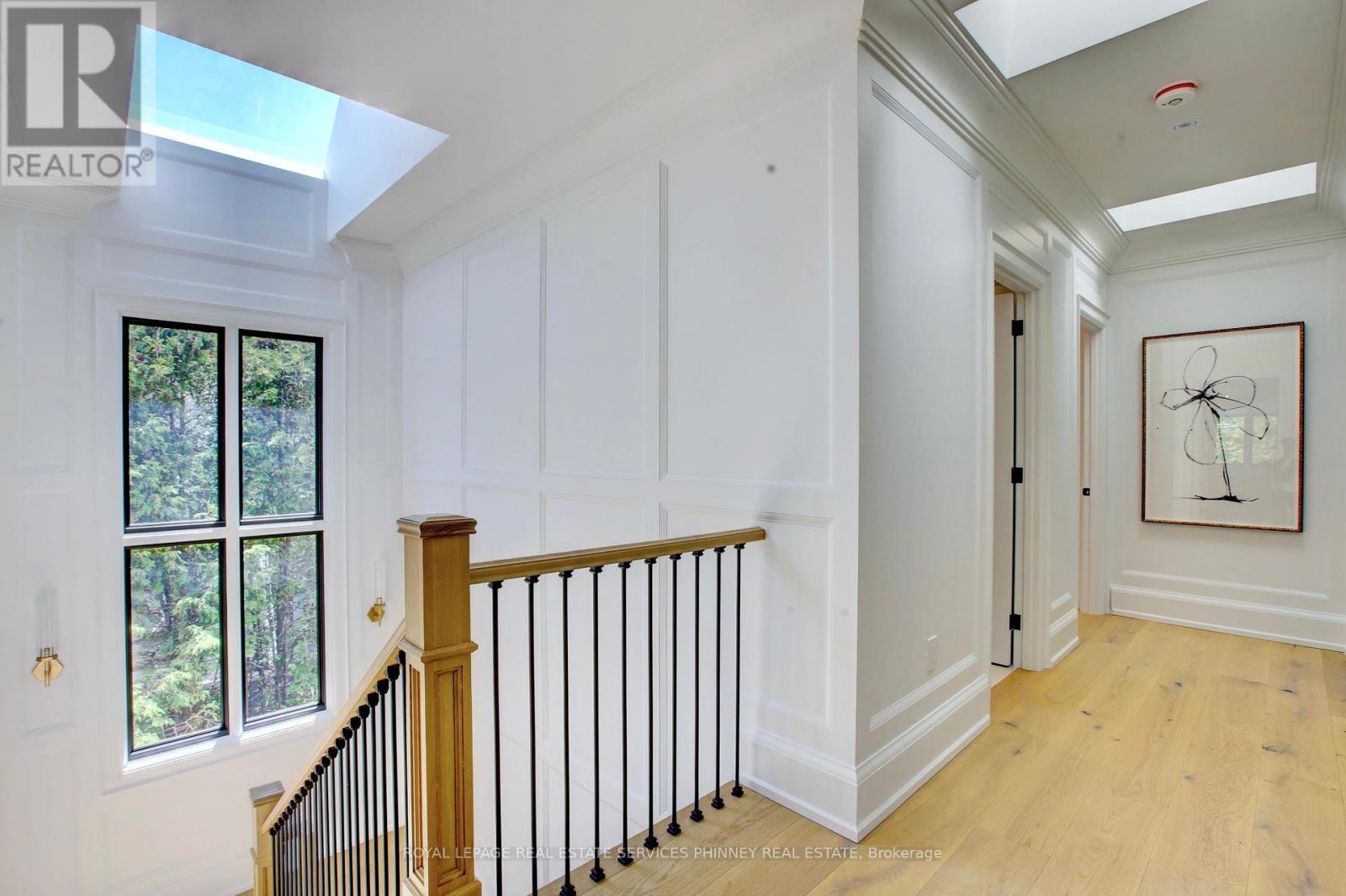 












179 DOUGLAS AVENUE

,
Oakville,




Ontario
L6J3R9

