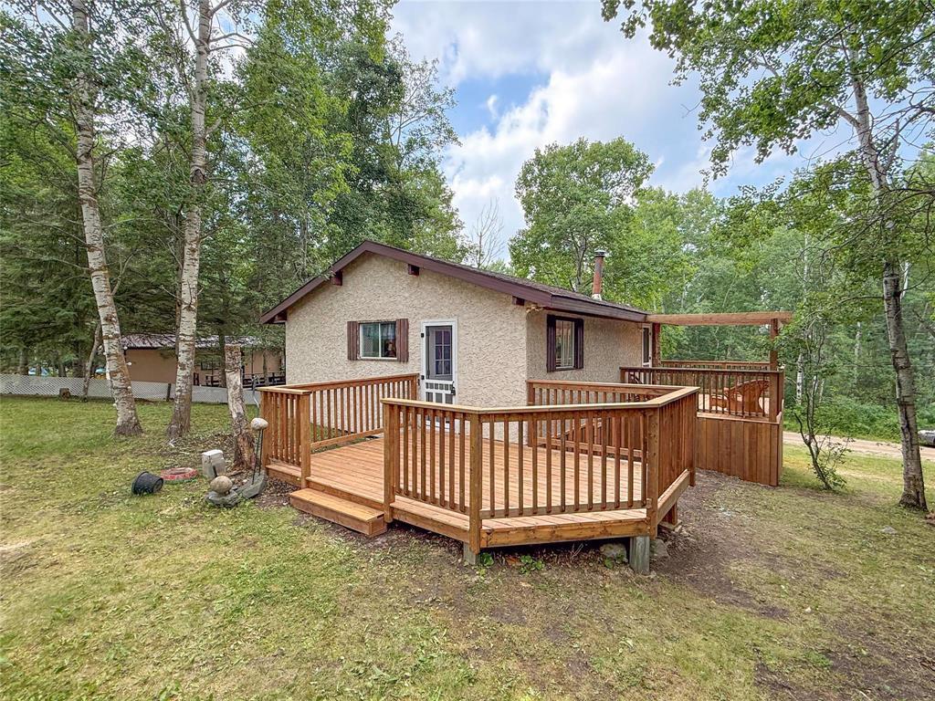 












102 Otter Road

,
Otter Lake,




Manitoba
R0J0P0

