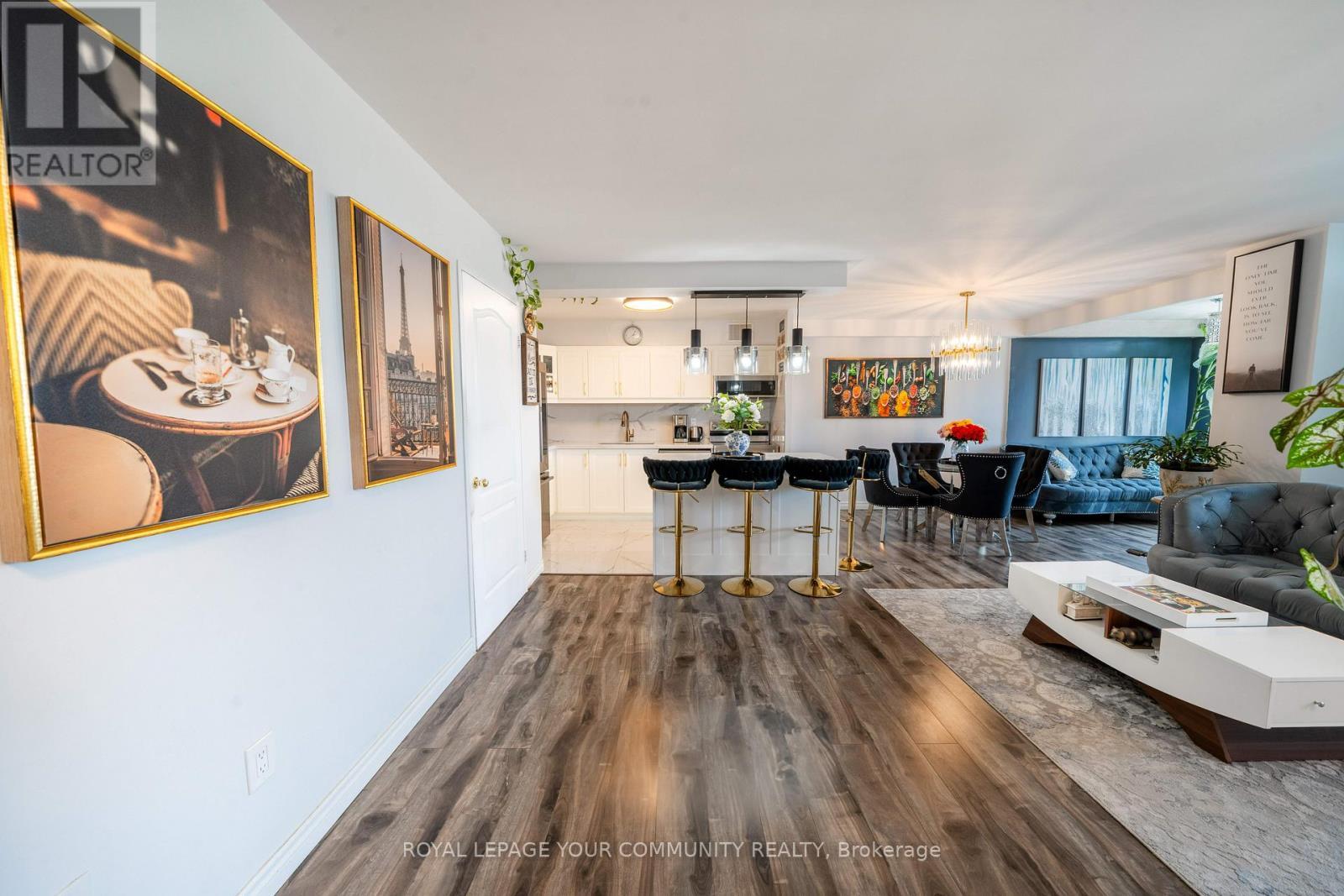 












1218 - 20 EDGECLIFF GOLFWAY

,
Toronto,




Ontario
M3C3A4

