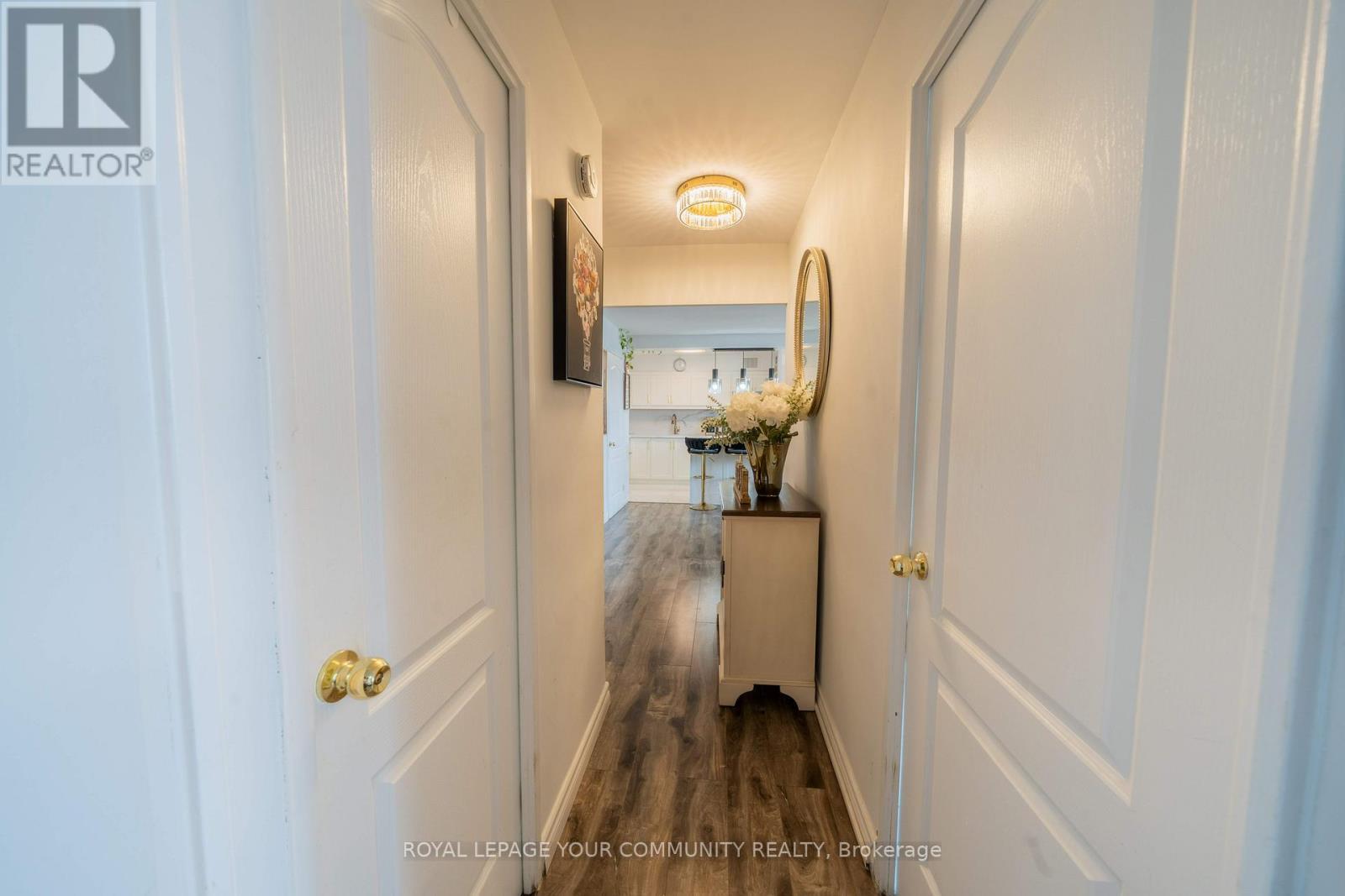 












1218 - 20 EDGECLIFF GOLFWAY

,
Toronto,




Ontario
M3C3A4

