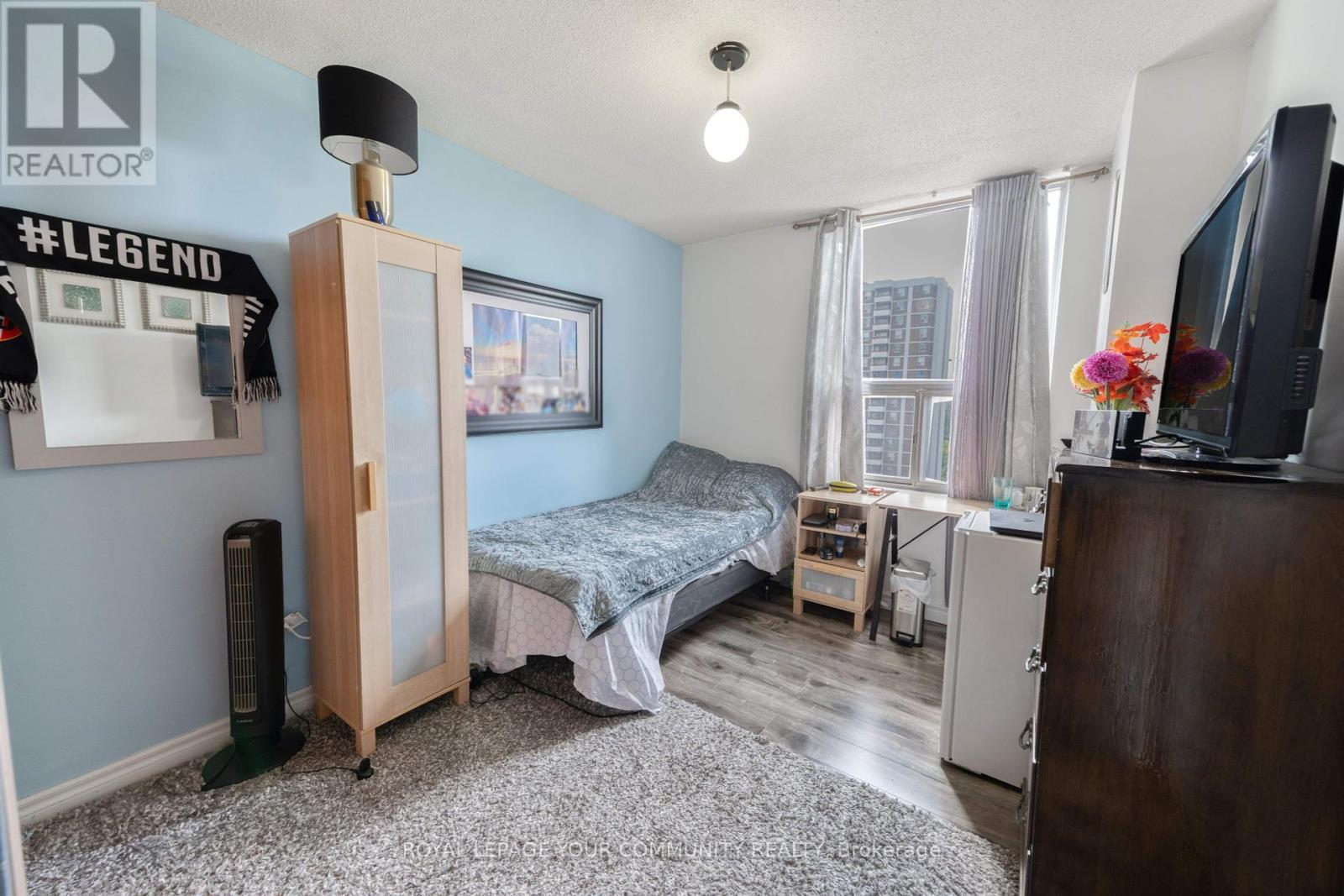 












1218 - 20 EDGECLIFF GOLFWAY

,
Toronto,




Ontario
M3C3A4

