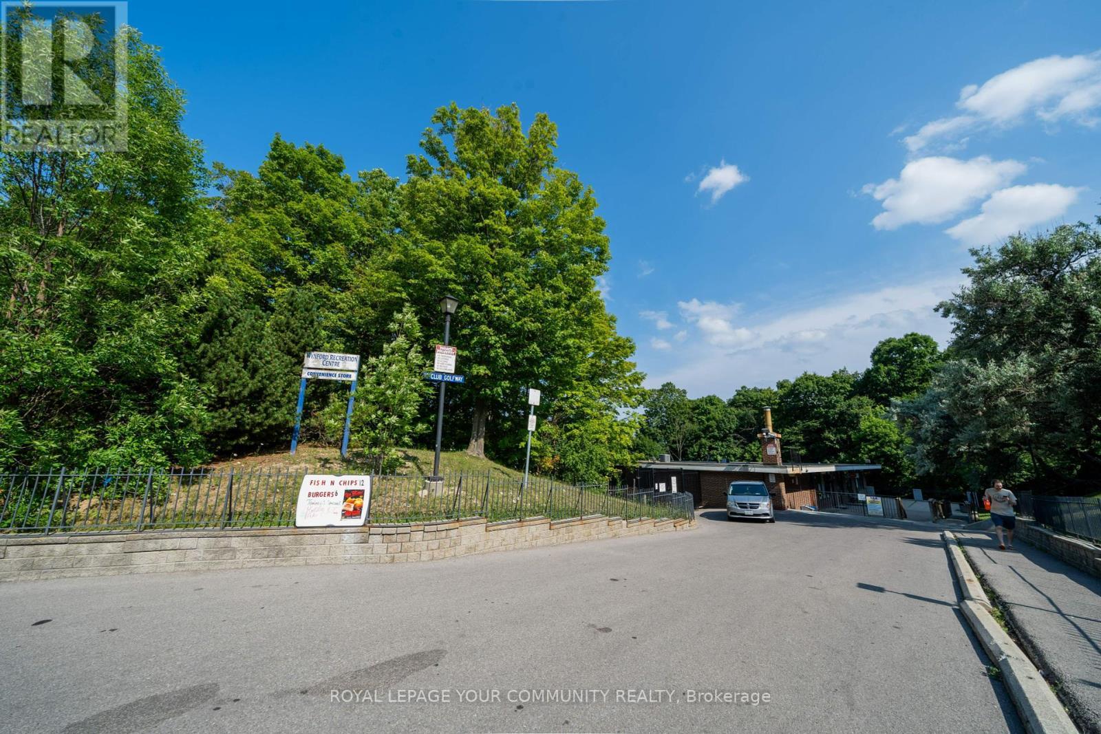 












1218 - 20 EDGECLIFF GOLFWAY

,
Toronto,




Ontario
M3C3A4

