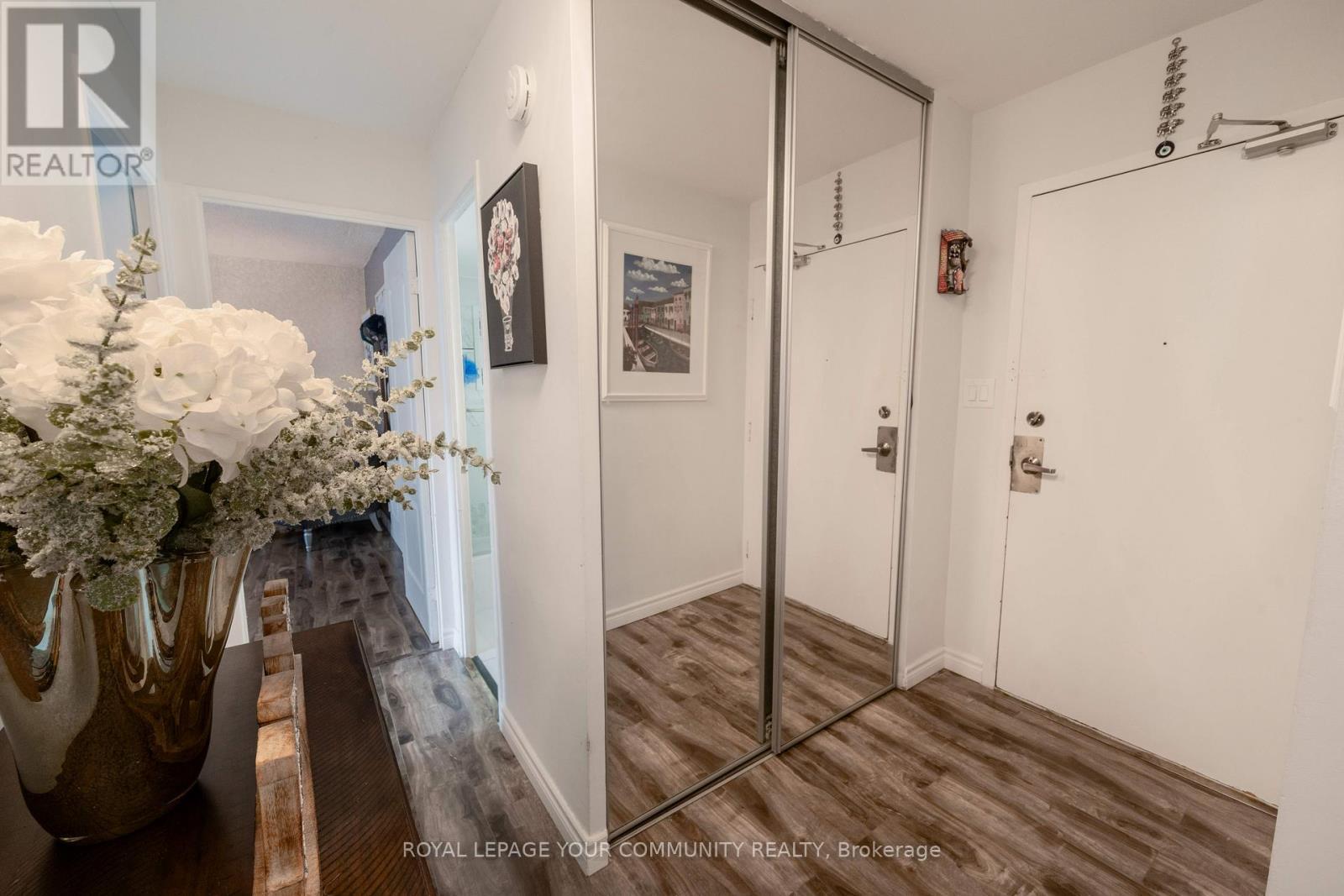 












1218 - 20 EDGECLIFF GOLFWAY

,
Toronto,




Ontario
M3C3A4

