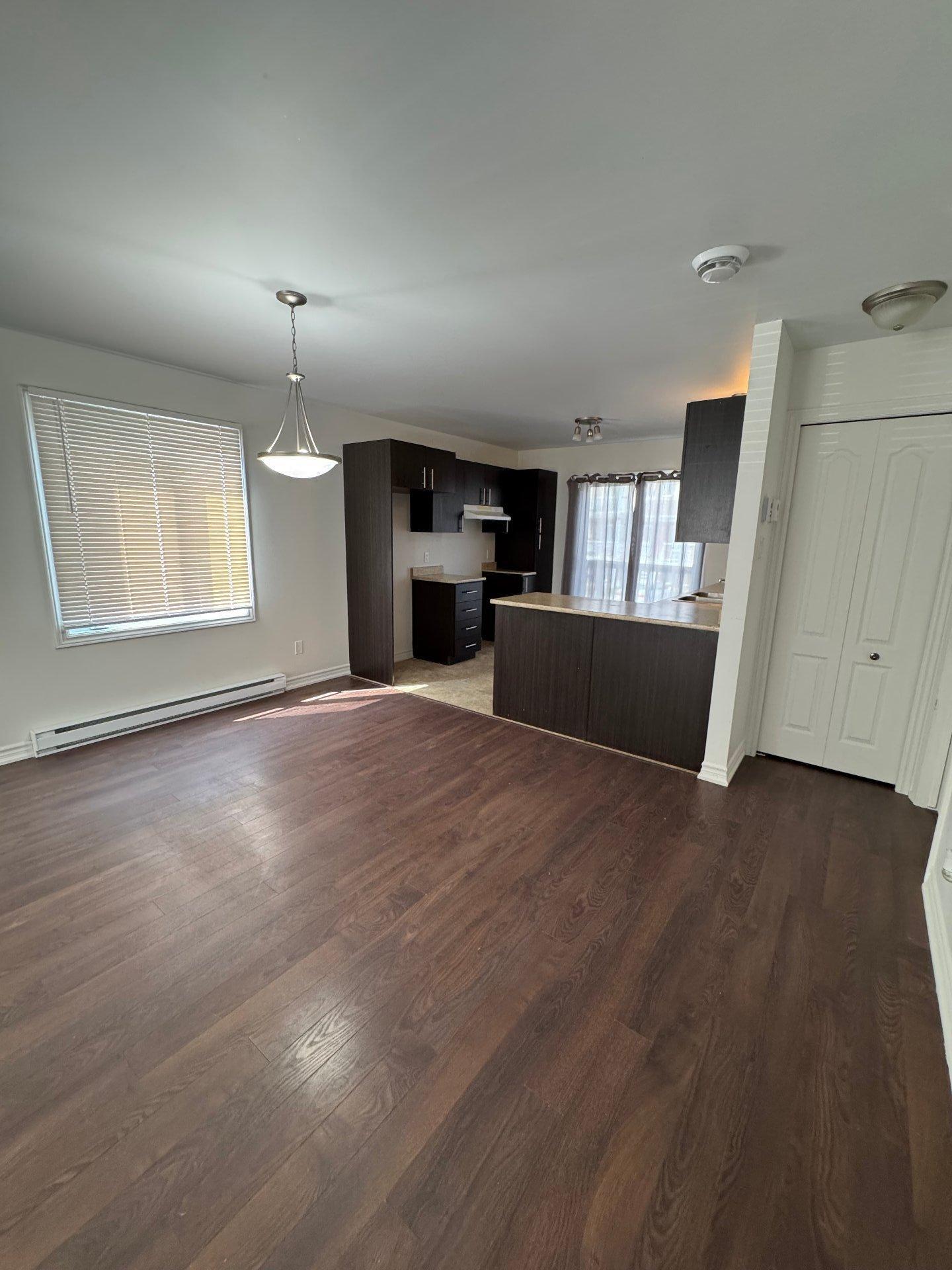









174


Rue Galipeau

, 1,
Thurso,




QC
J0X3B0

