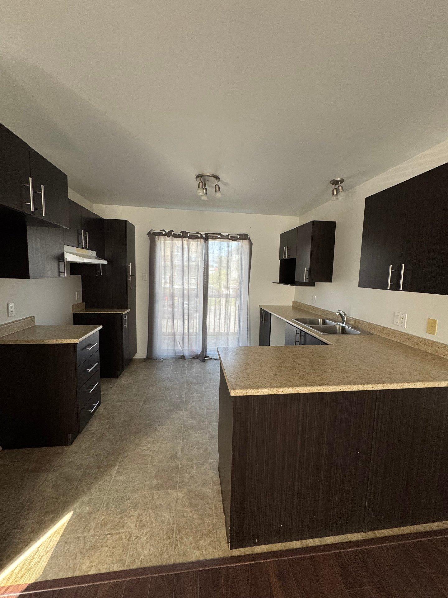 









174


Rue Galipeau

, 1,
Thurso,




QC
J0X3B0

