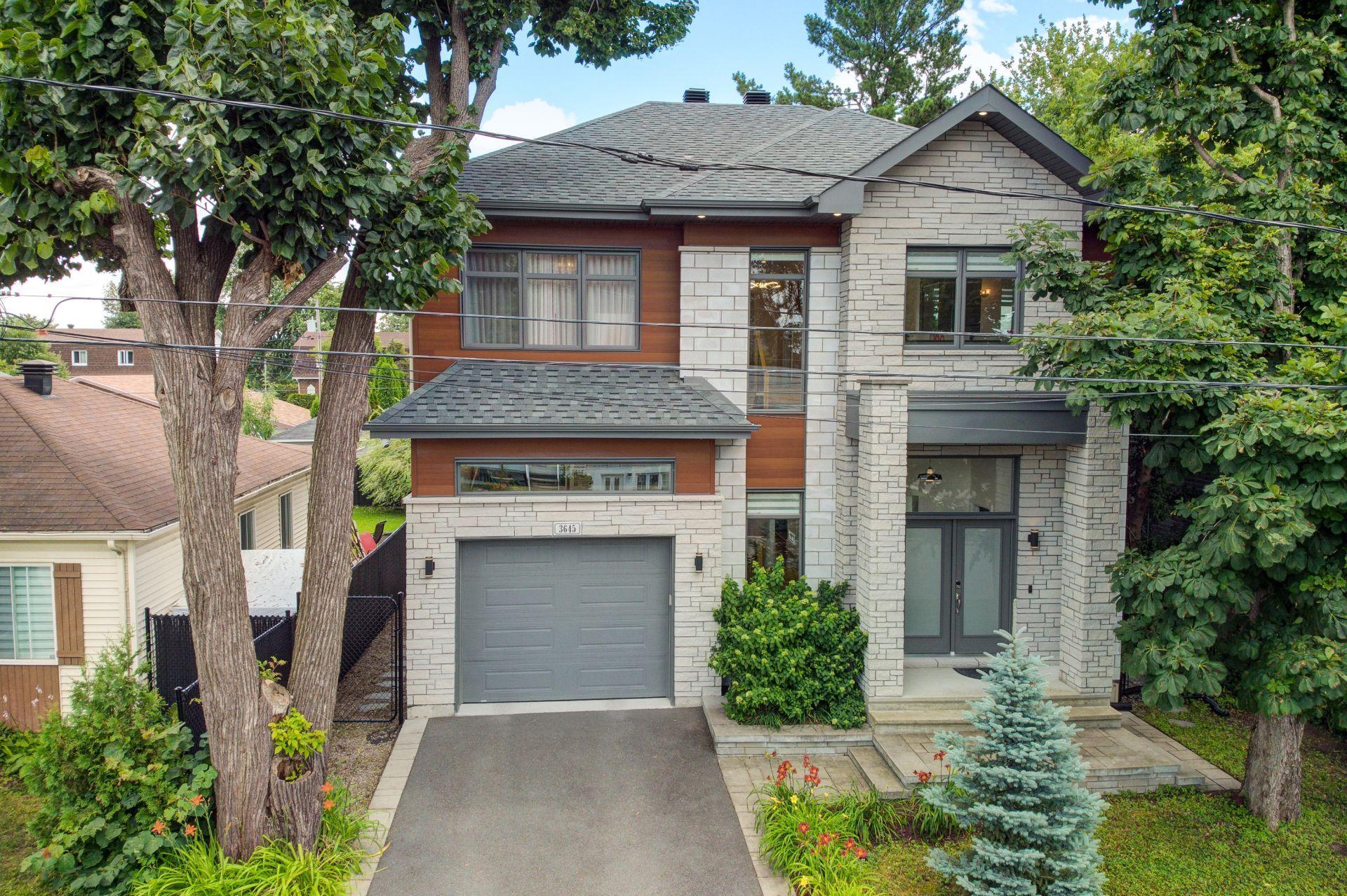 









3645


Rue Gélineau

,
Longueuil (Saint-Hubert),




QC
J3Y4L3

