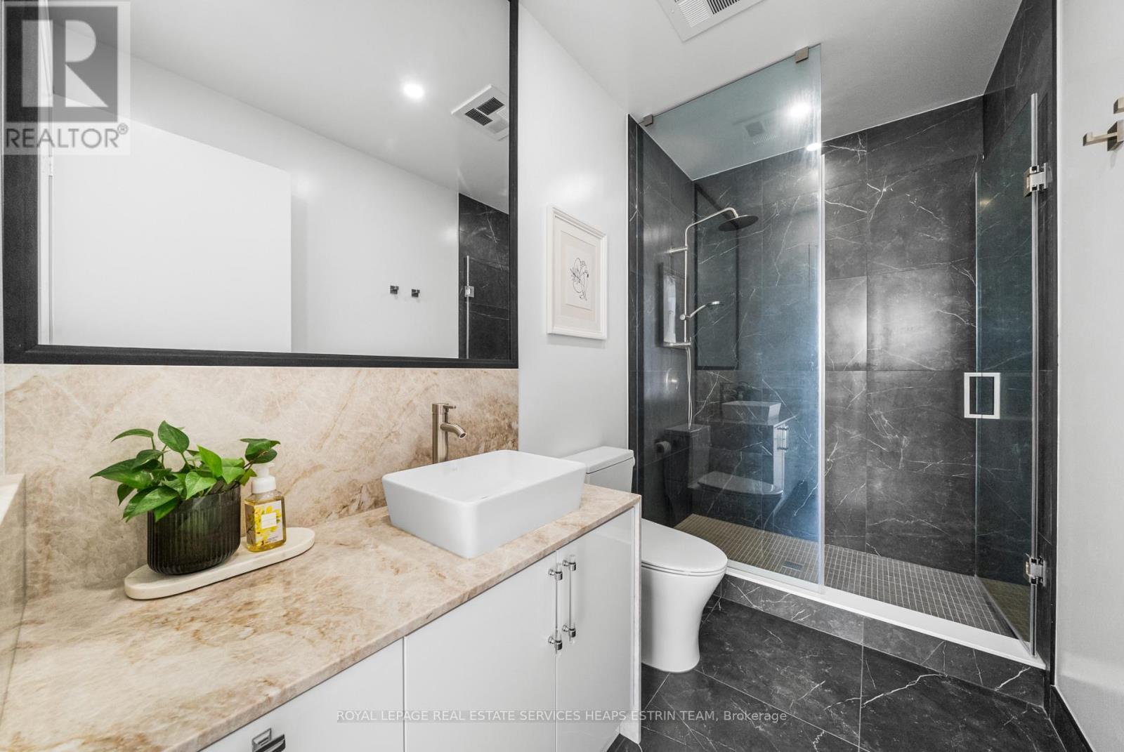 












409 - 2181 YONGE STREET

,
Toronto,




Ontario
M4S3H7

