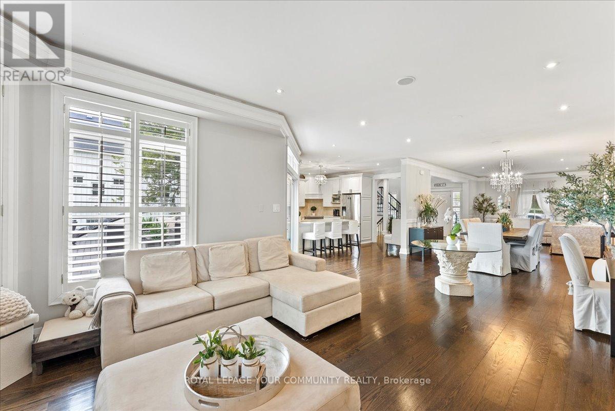 












234 MAIN STREET UNIONVILLE STREET

,
Markham,




Ontario
L3R2H2

