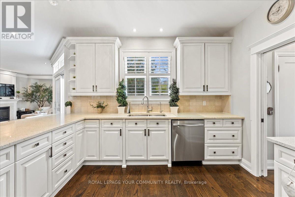 












234 MAIN STREET UNIONVILLE STREET

,
Markham,




Ontario
L3R2H2

