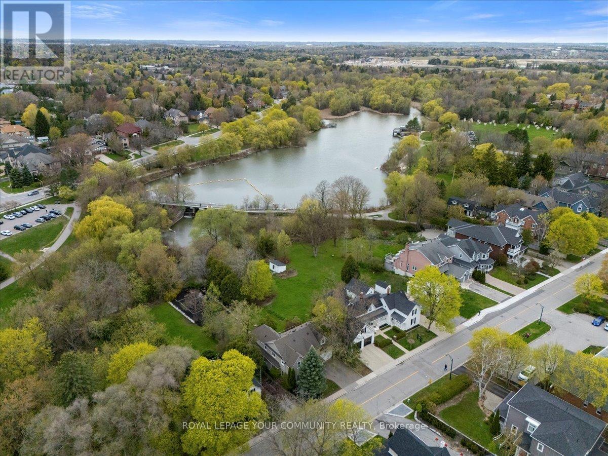 












234 MAIN STREET UNIONVILLE STREET

,
Markham,




Ontario
L3R2H2

