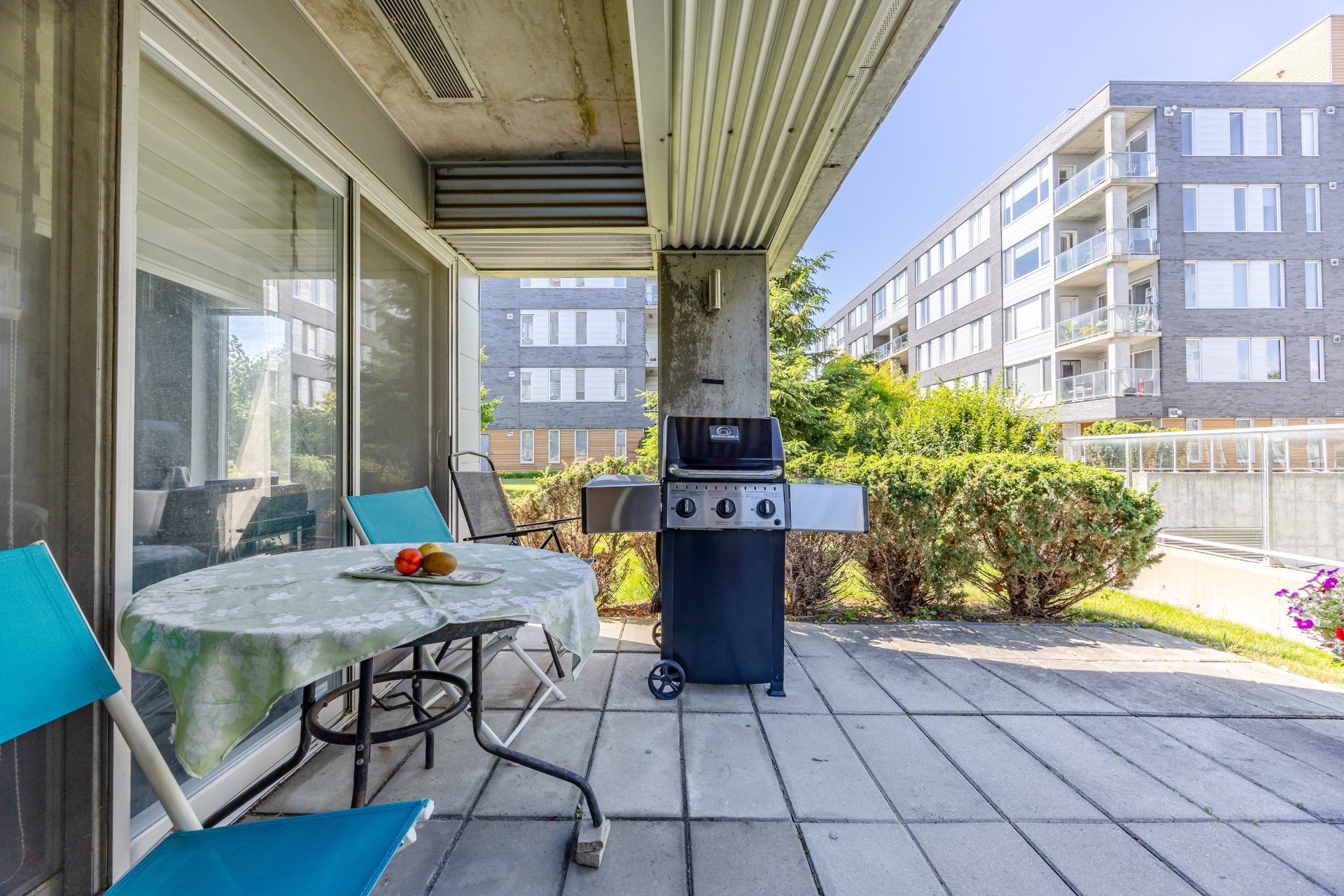 









9815


Boul. Leduc

, 105,
Brossard,




QC
J4Y0K8

