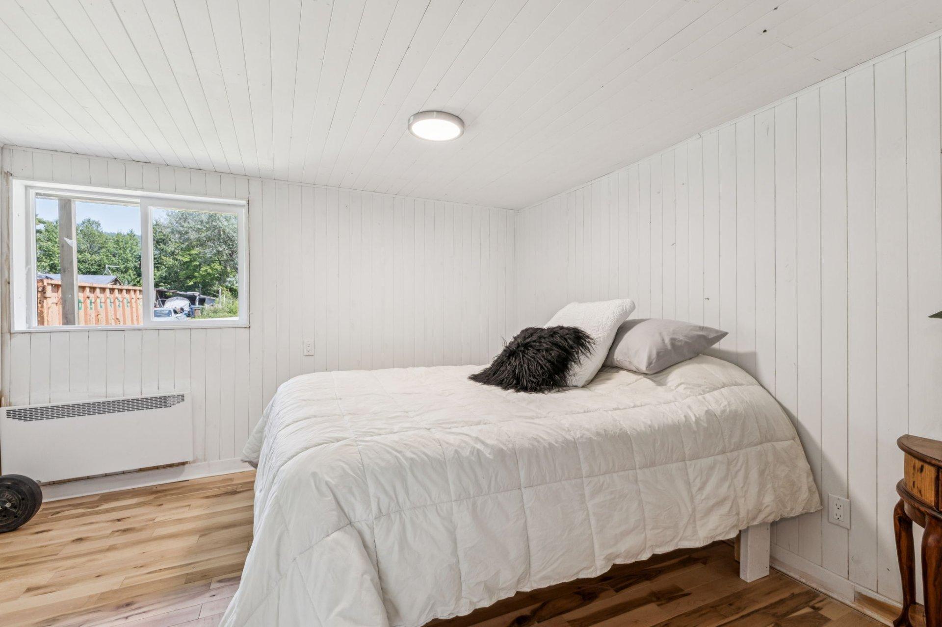 









153


Rue Marleau

,
Denholm,




QC
J8N9H3


