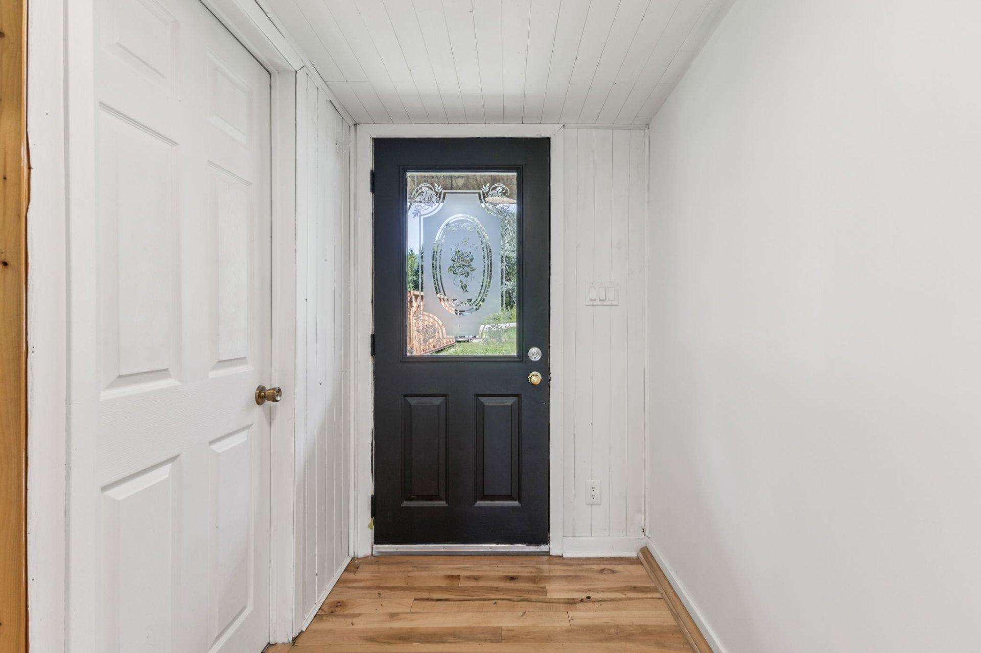 









153


Rue Marleau

,
Denholm,




QC
J8N9H3

