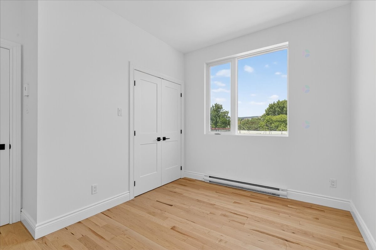 









1910


Rue Sullivan

, 302,
Montréal (Le Sud-Ouest),




QC
H3K2L5

