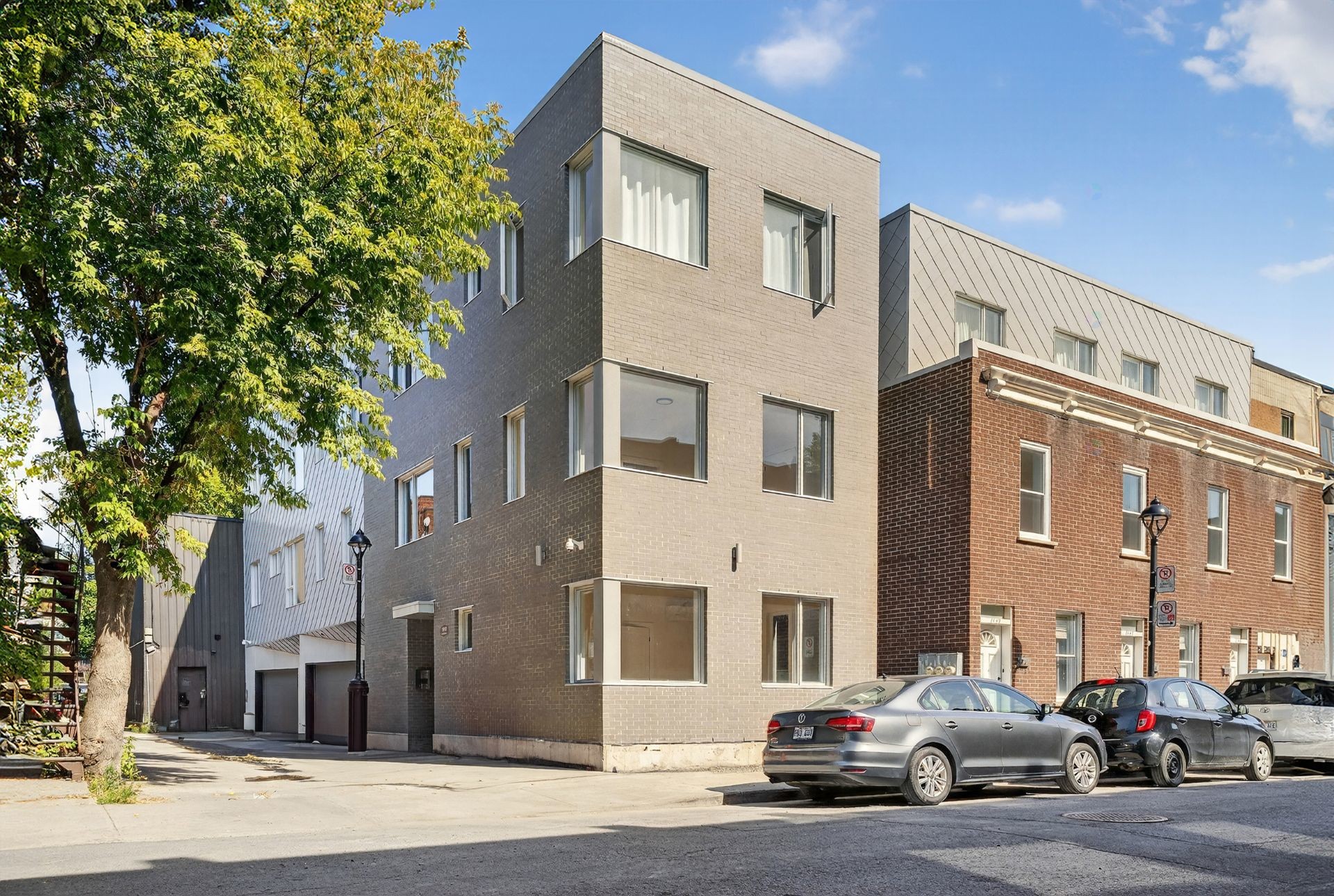 









1910


Rue Sullivan

, 302,
Montréal (Le Sud-Ouest),




QC
H3K2L5

