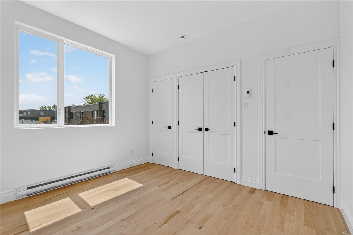 









1910


Rue Sullivan

, 302,
Montréal (Le Sud-Ouest),




QC
H3K2L5

