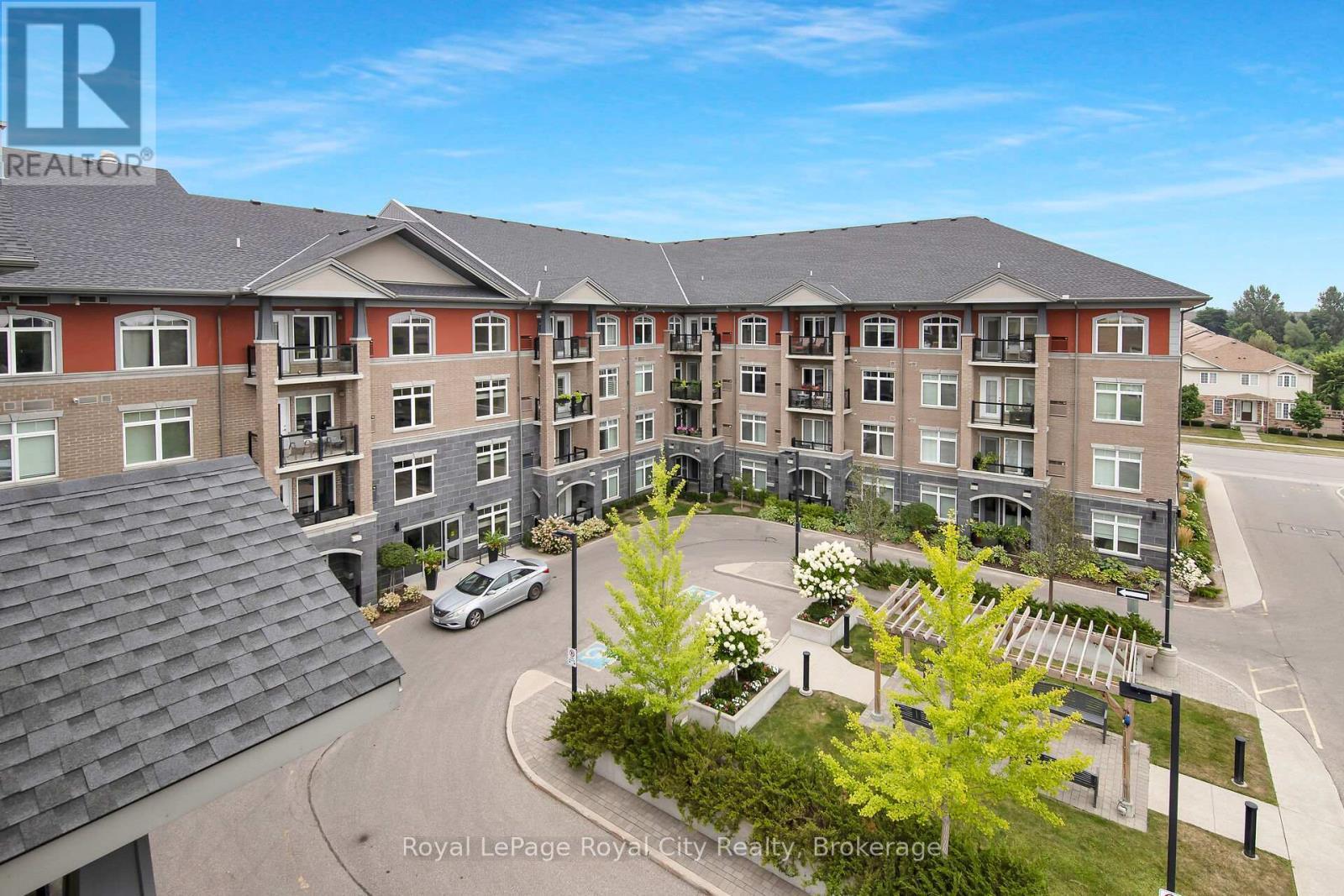 












408 - 106 BARD BOULEVARD

,
Guelph (Pineridge/Westminster Woods),




Ontario
N1L0L8

