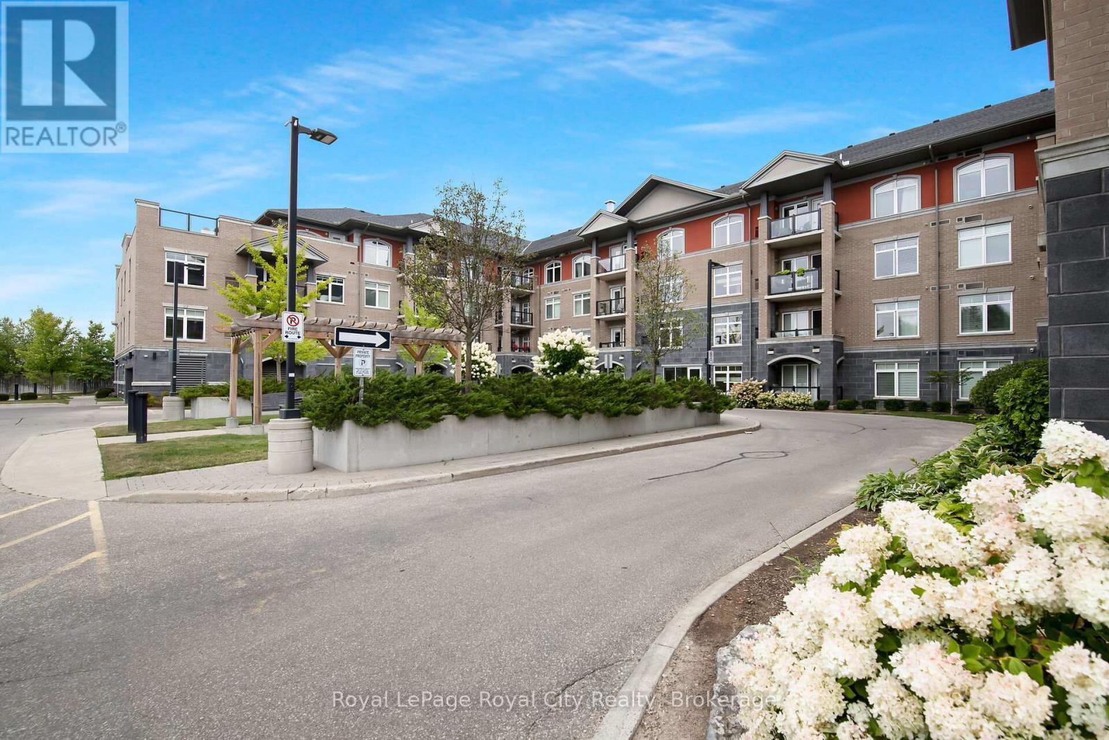












408 - 106 BARD BOULEVARD

,
Guelph (Pineridge/Westminster Woods),




Ontario
N1L0L8

