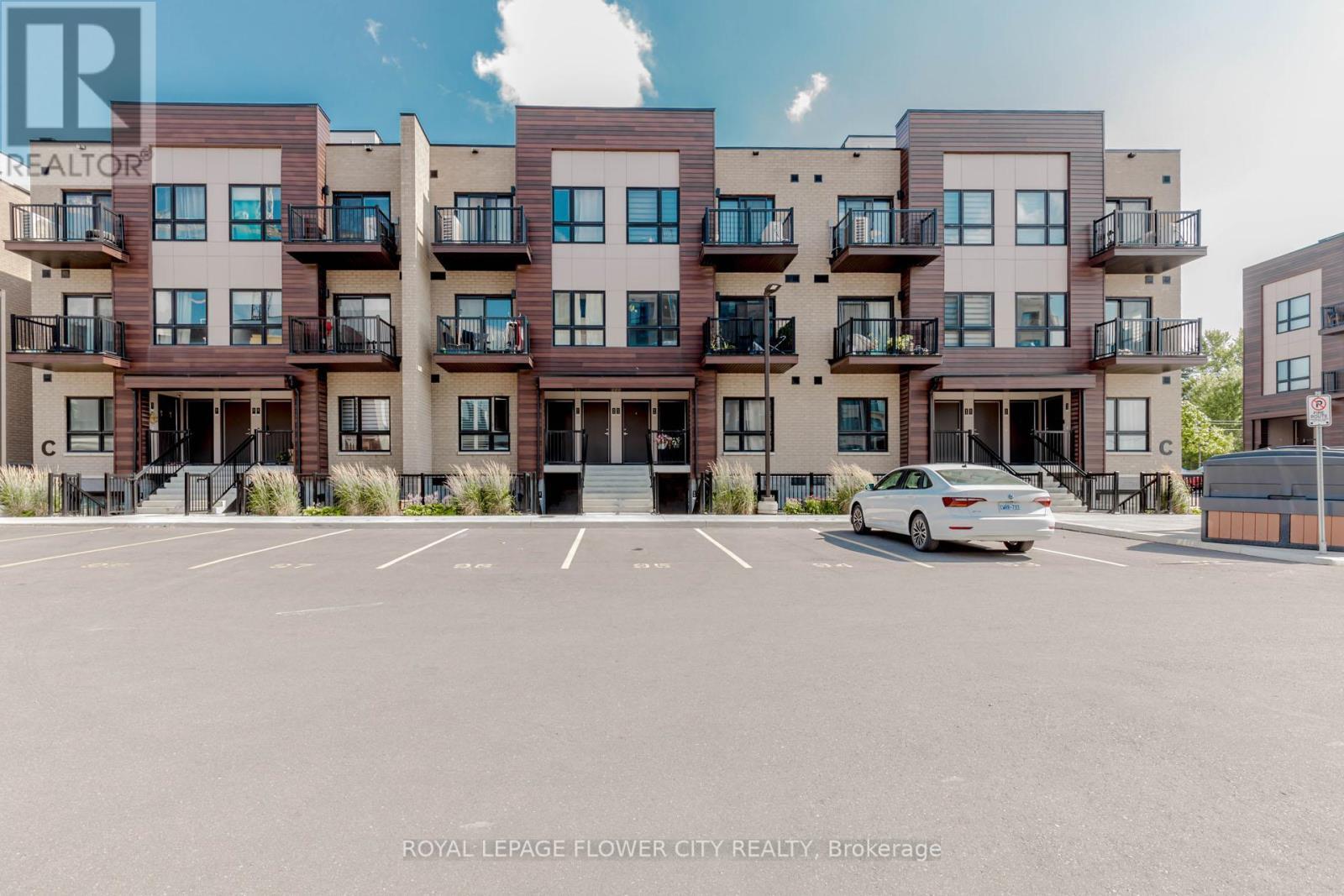 












C13 - 10 PALACE STREET

,
Kitchener,




Ontario
N2E0J3

