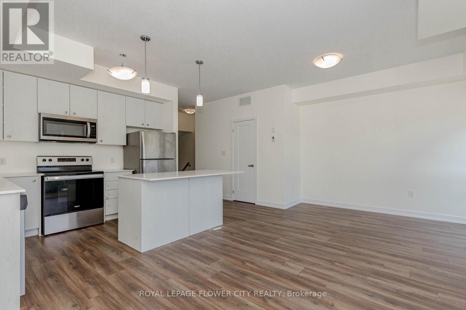 












C13 - 10 PALACE STREET

,
Kitchener,




Ontario
N2E0J3


