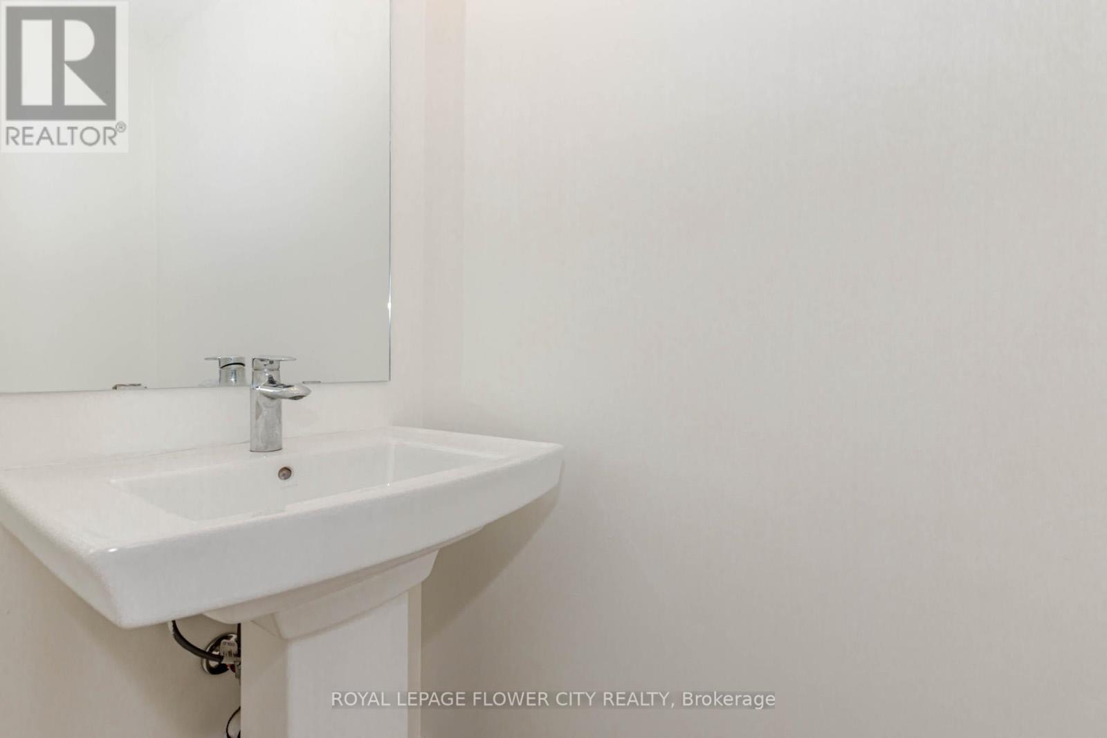 












C13 - 10 PALACE STREET

,
Kitchener,




Ontario
N2E0J3

