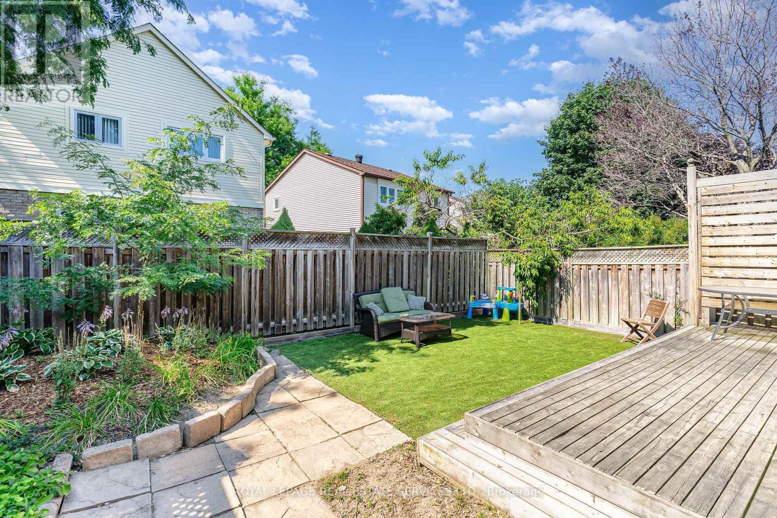 












47 LAFFERTY STREET

,
Toronto,




Ontario
M9C5B5


