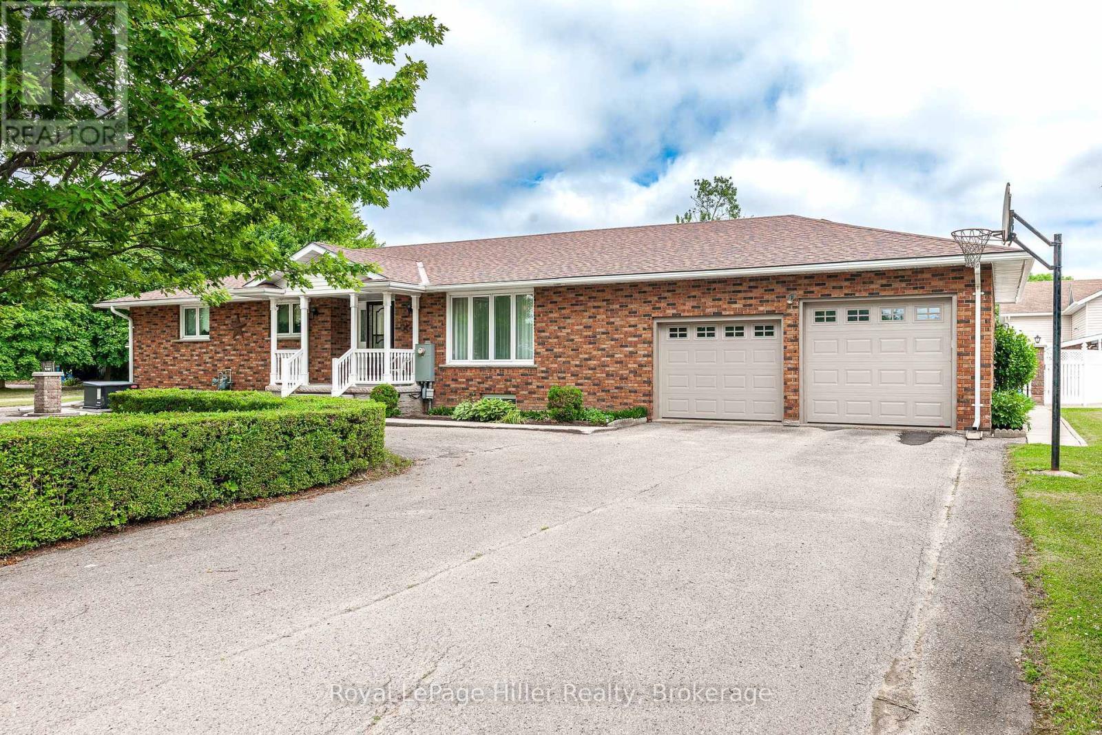 












3967 ROAD 111 ROAD

,
Perth East (South Easthope),




Ontario
N5A6S5

