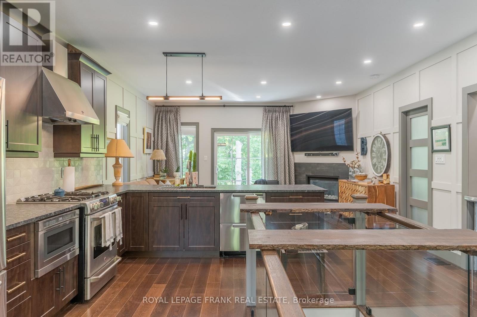 












17 WINGETT WAY

,
Selwyn,




Ontario
K0L2H0

