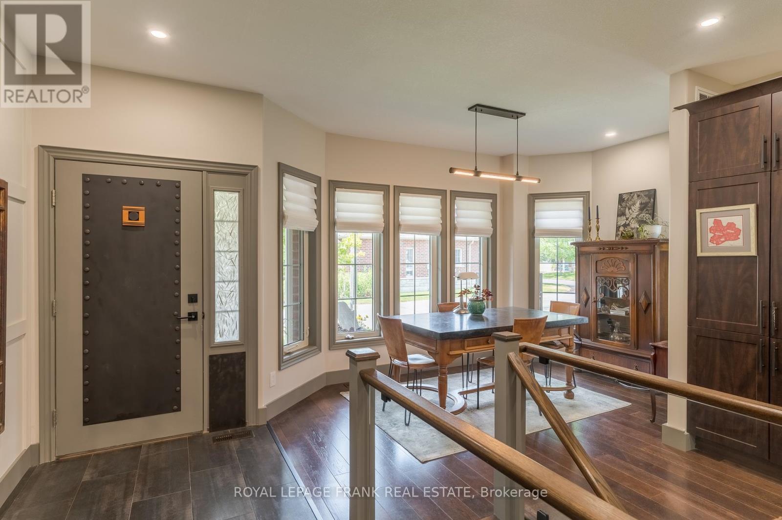 












17 WINGETT WAY

,
Selwyn,




Ontario
K0L2H0

