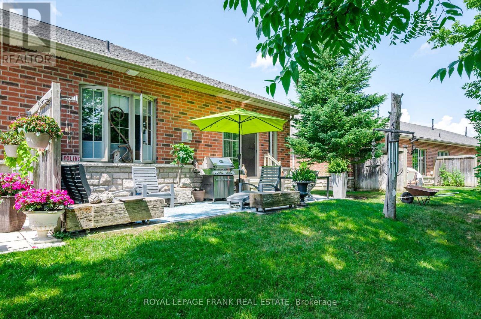 












17 WINGETT WAY

,
Selwyn,




Ontario
K0L2H0

