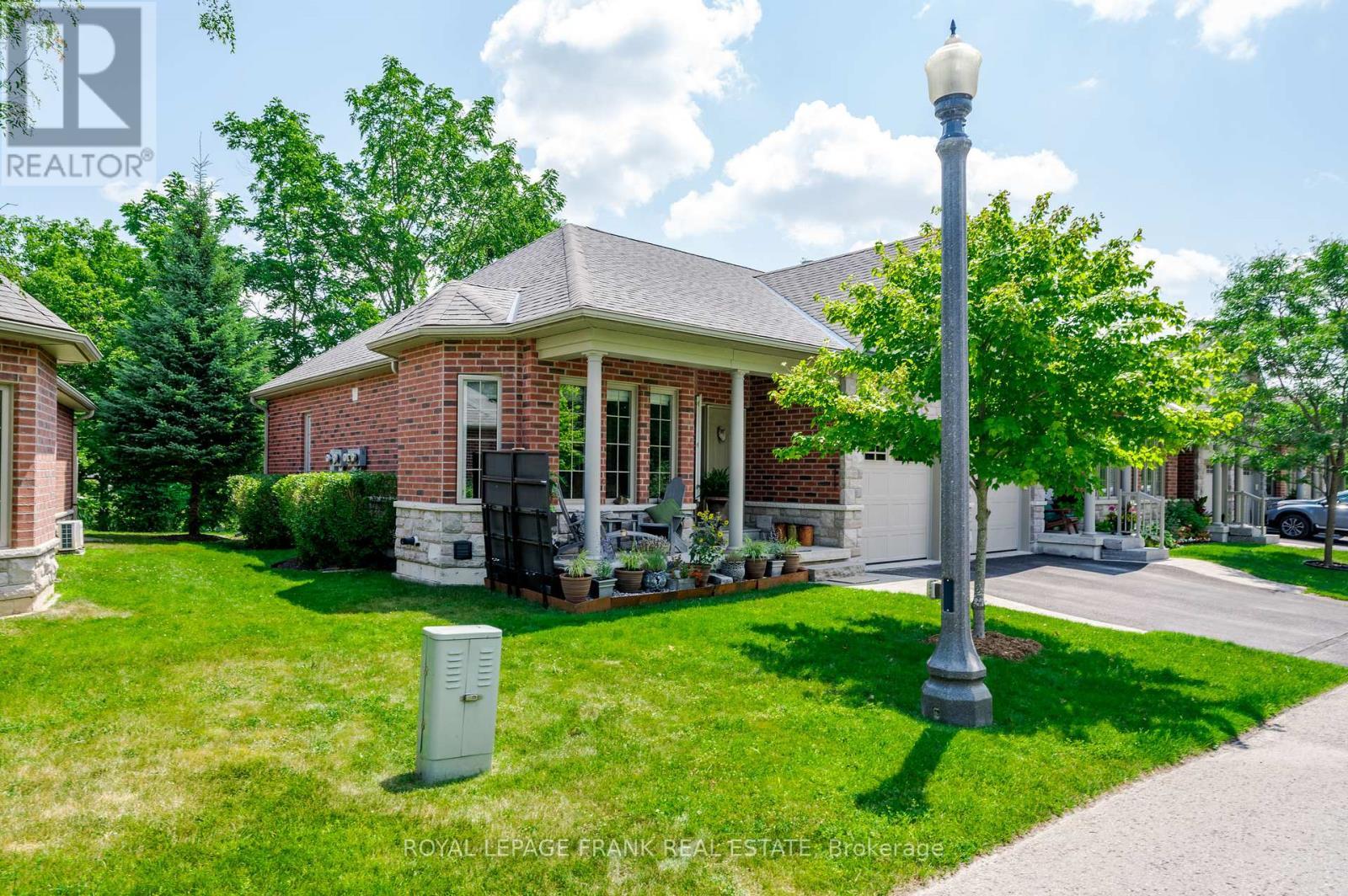 












17 WINGETT WAY

,
Selwyn,




Ontario
K0L2H0

